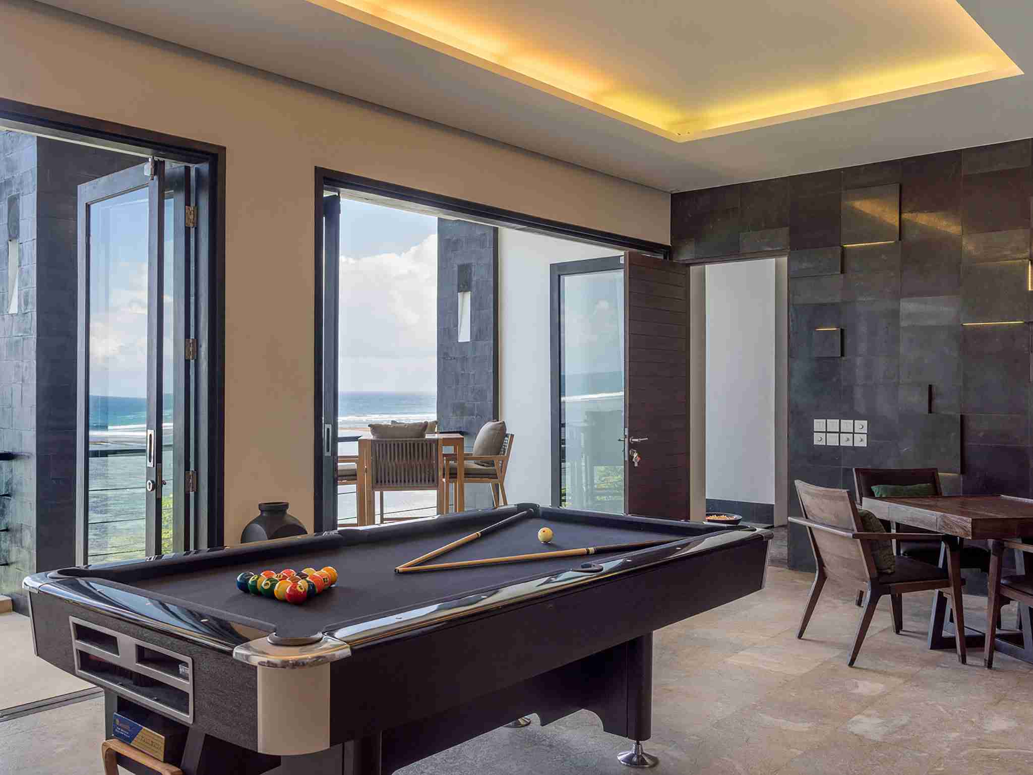 Grand Cliff Nusa Dua - Pool table