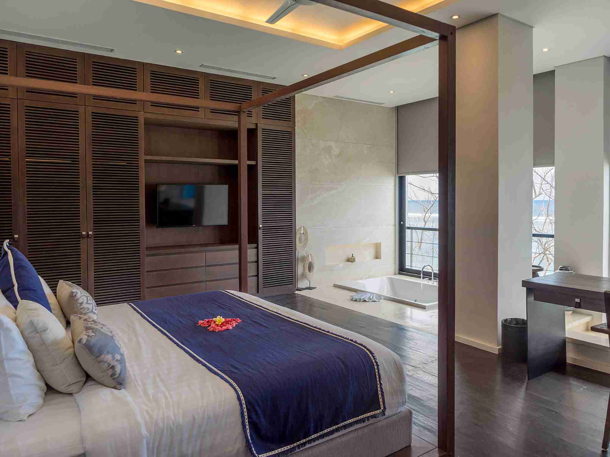 Grand Cliff Nusa Dua - Honeymoon suite interior