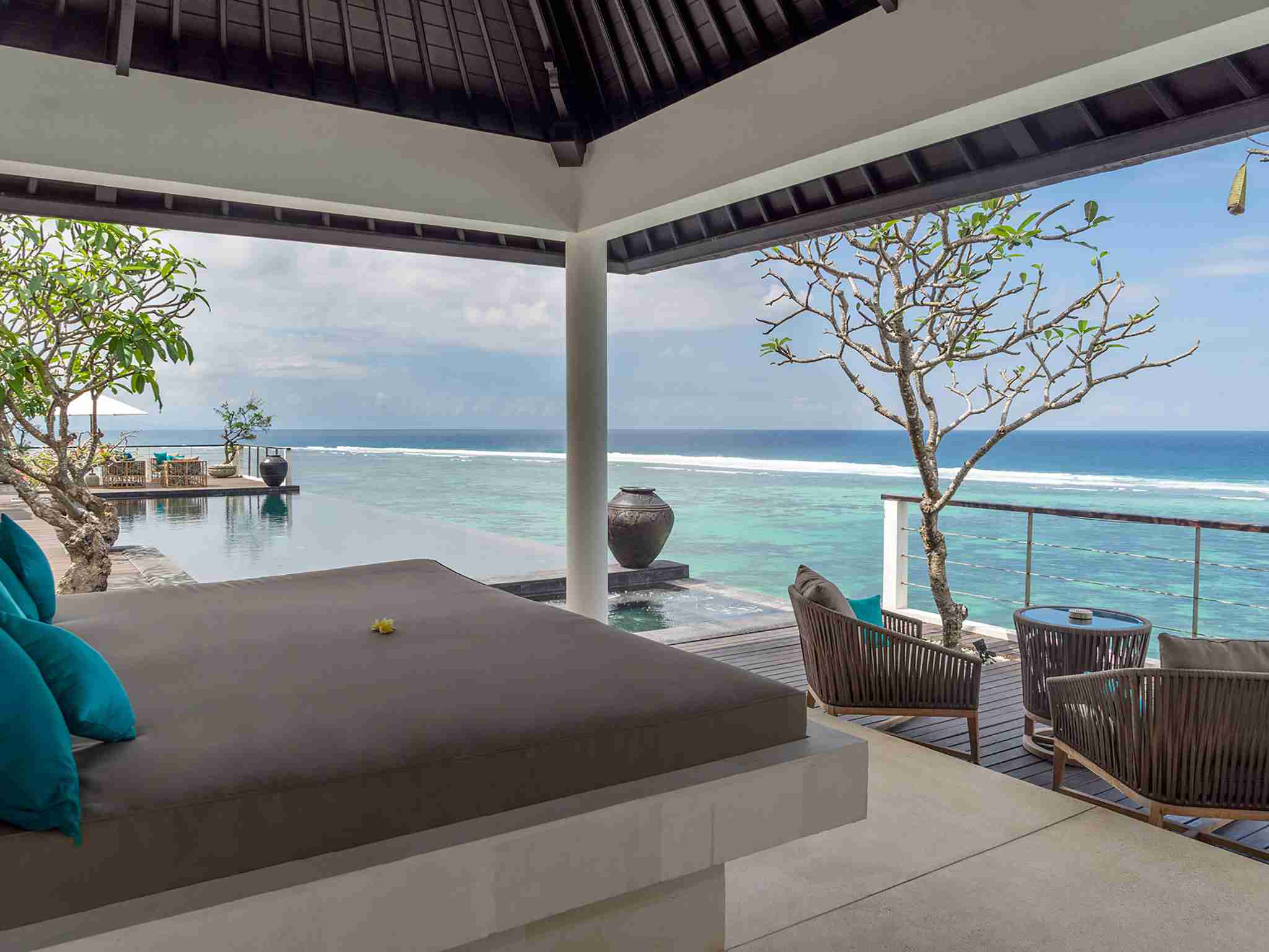 Grand Cliff Nusa Dua -  Bale for relax and massage