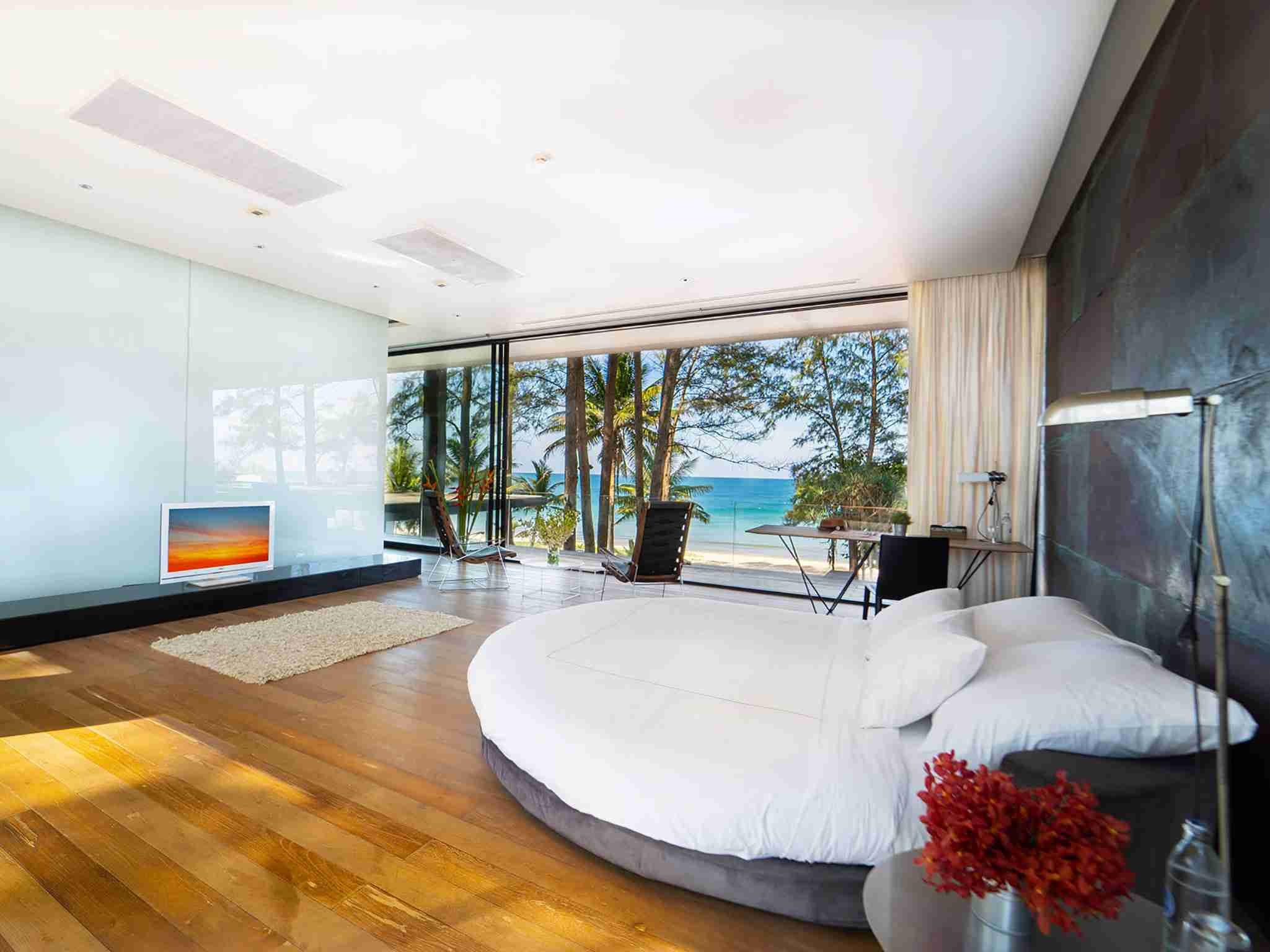 Grand Villa Noi - Master Suite A with beautiful view