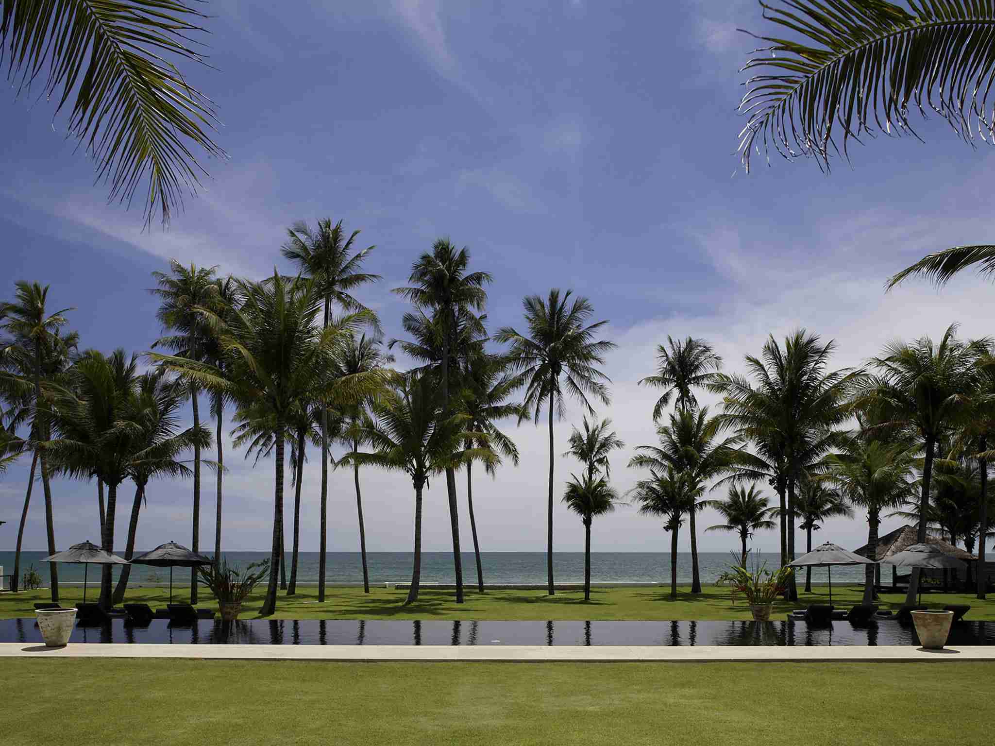 Villa Shanti - Beachfront paradise