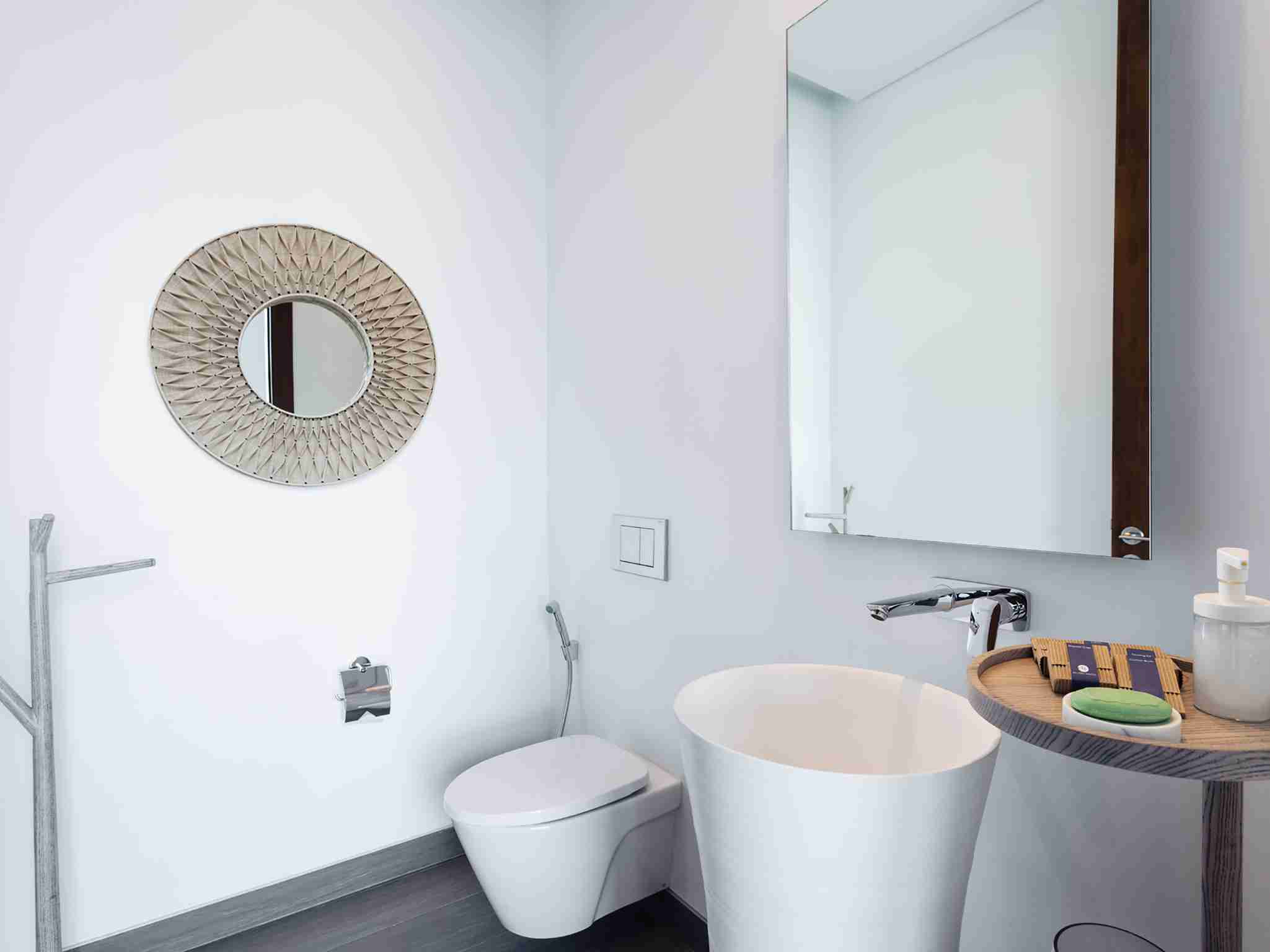 Malaiwana Duplex - Guest Bathroom