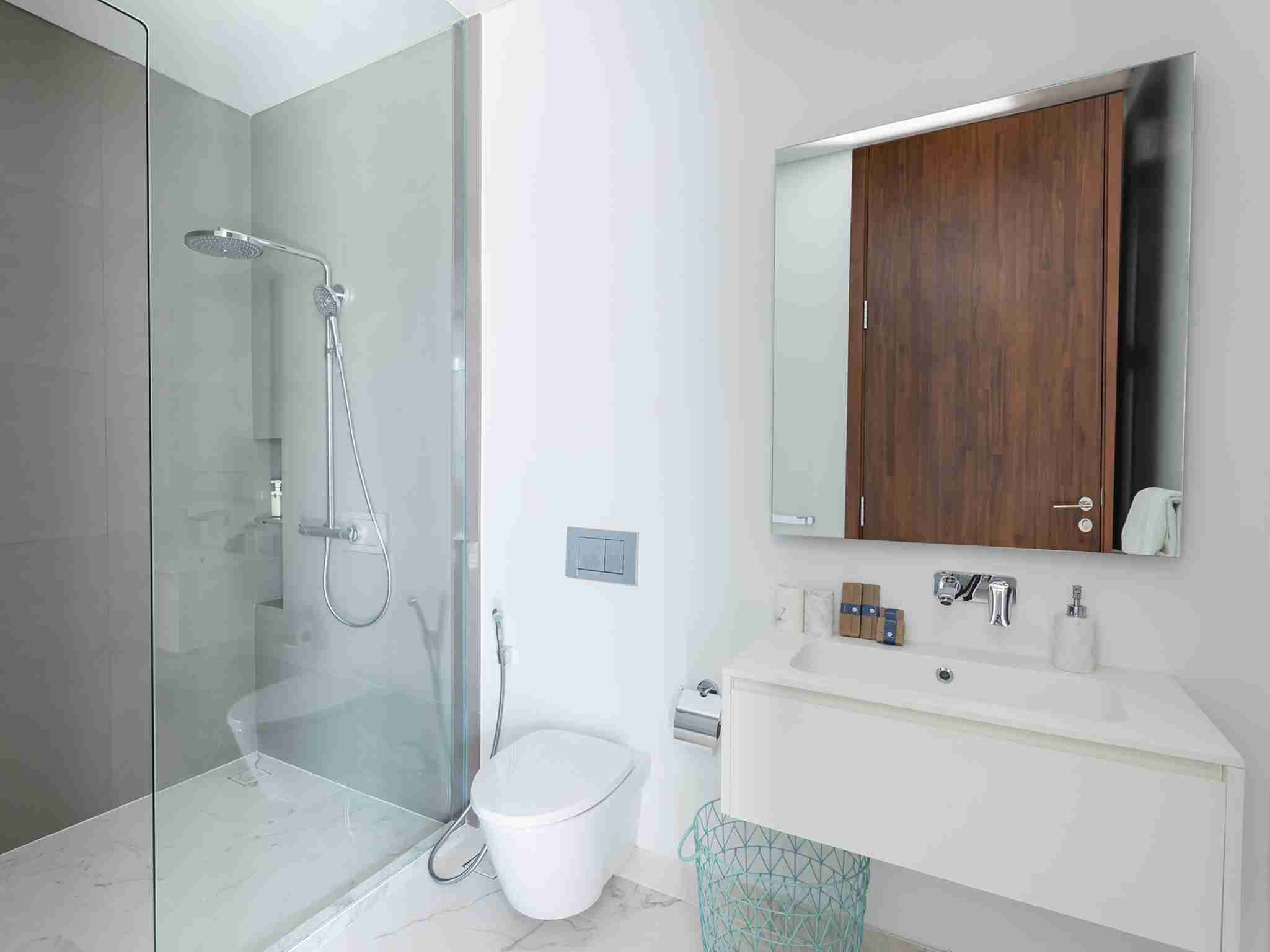 Malaiwana Duplex - Shower Room