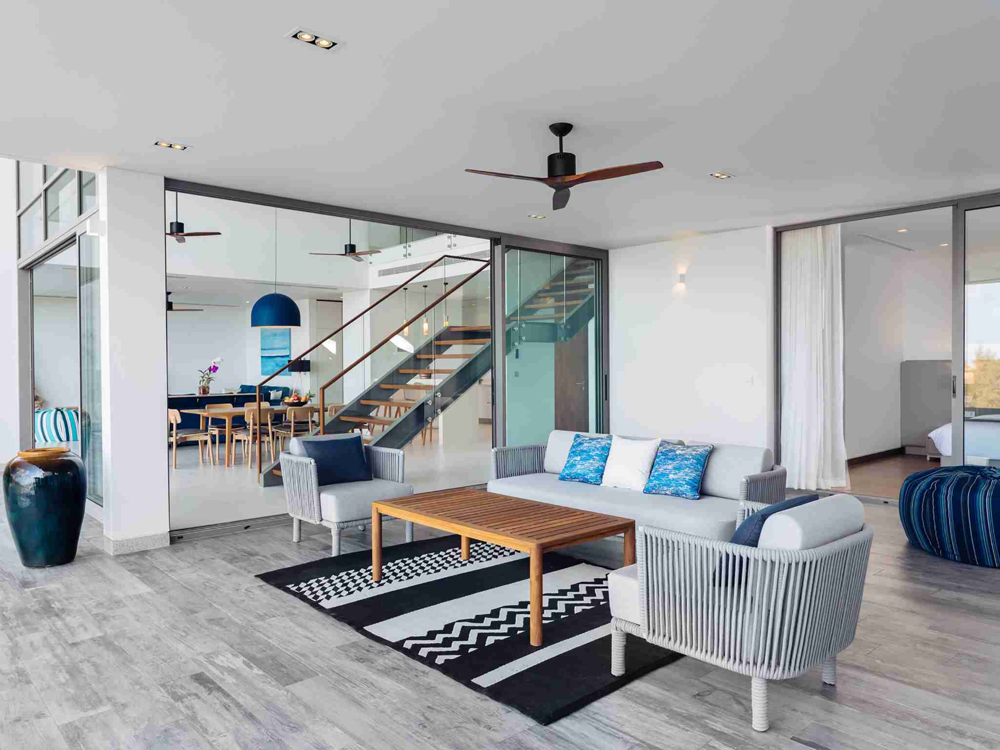 Malaiwana Duplex - Living area with dining view