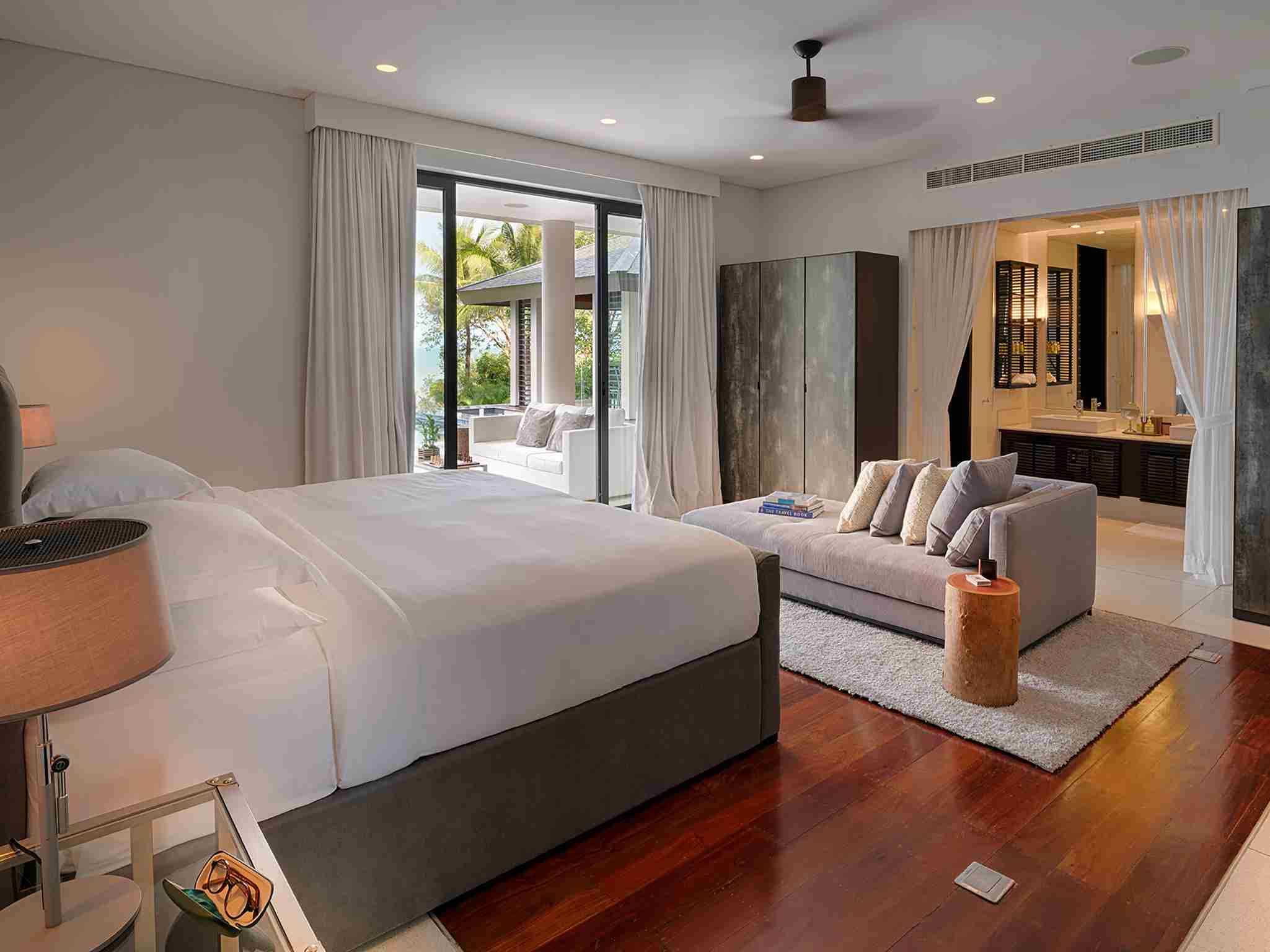 Naam Sawan - Bedroom setting