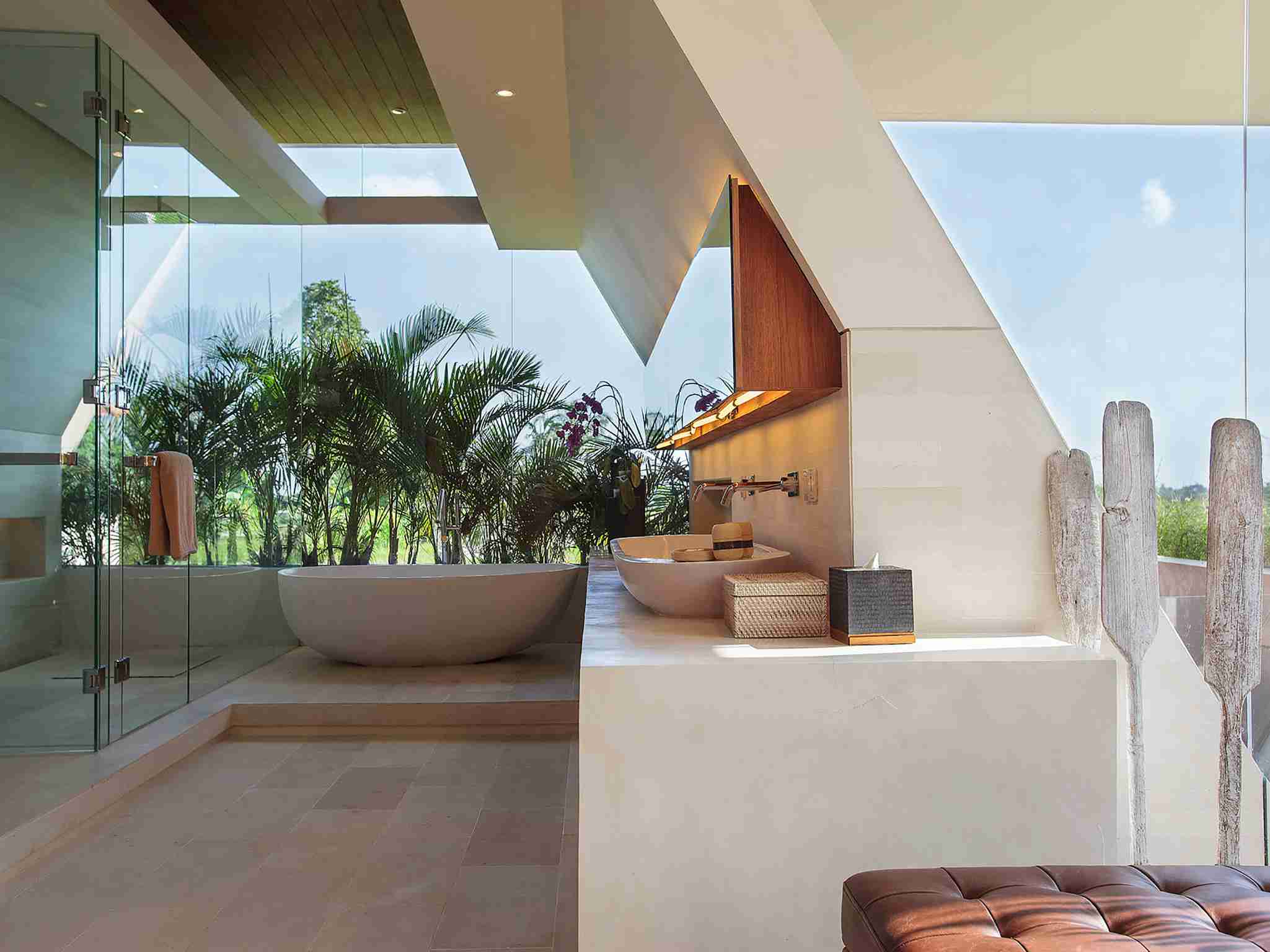The Iman Villa - Spacious master ensuite