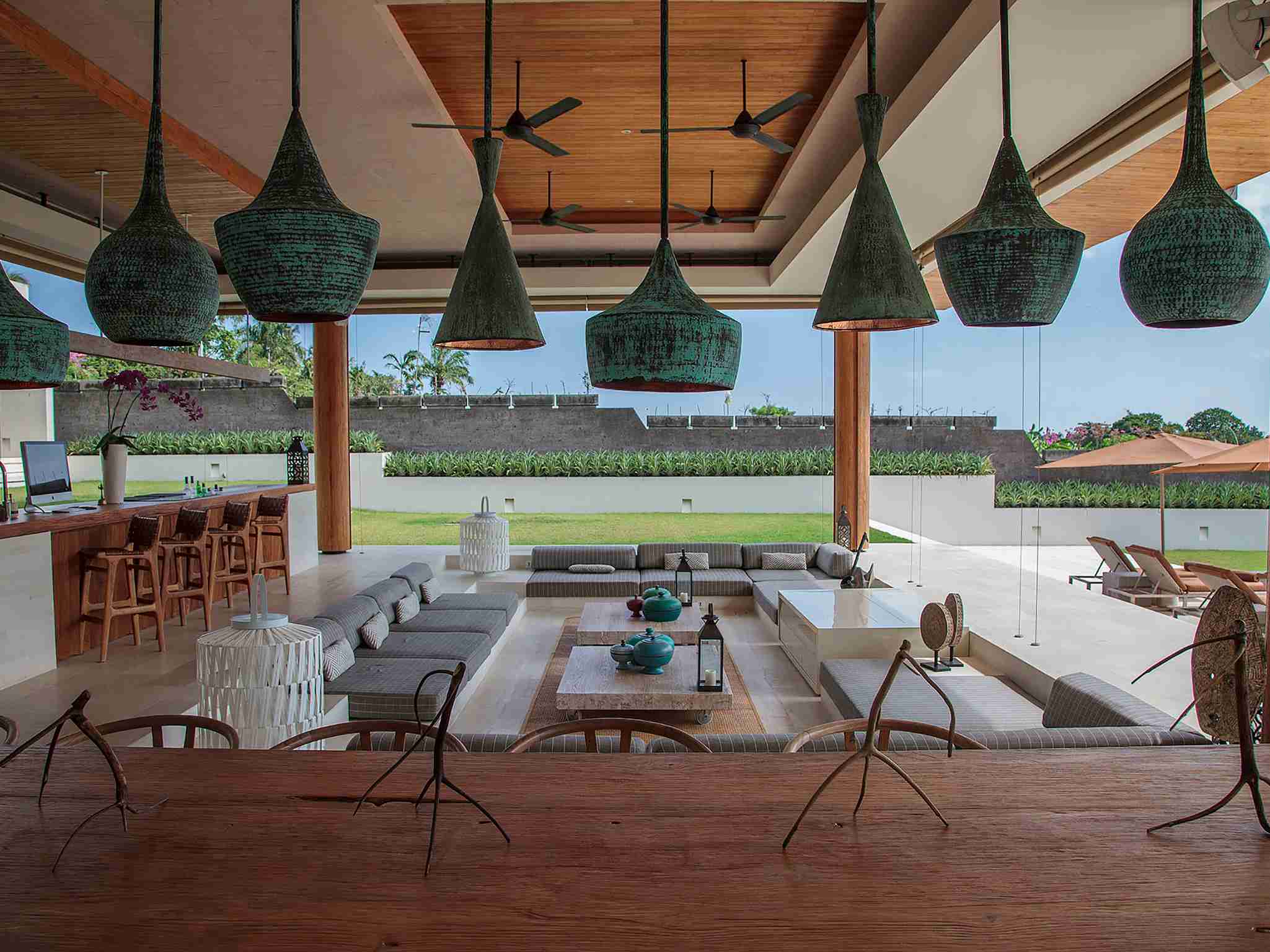 The Iman Villa - Living and dining