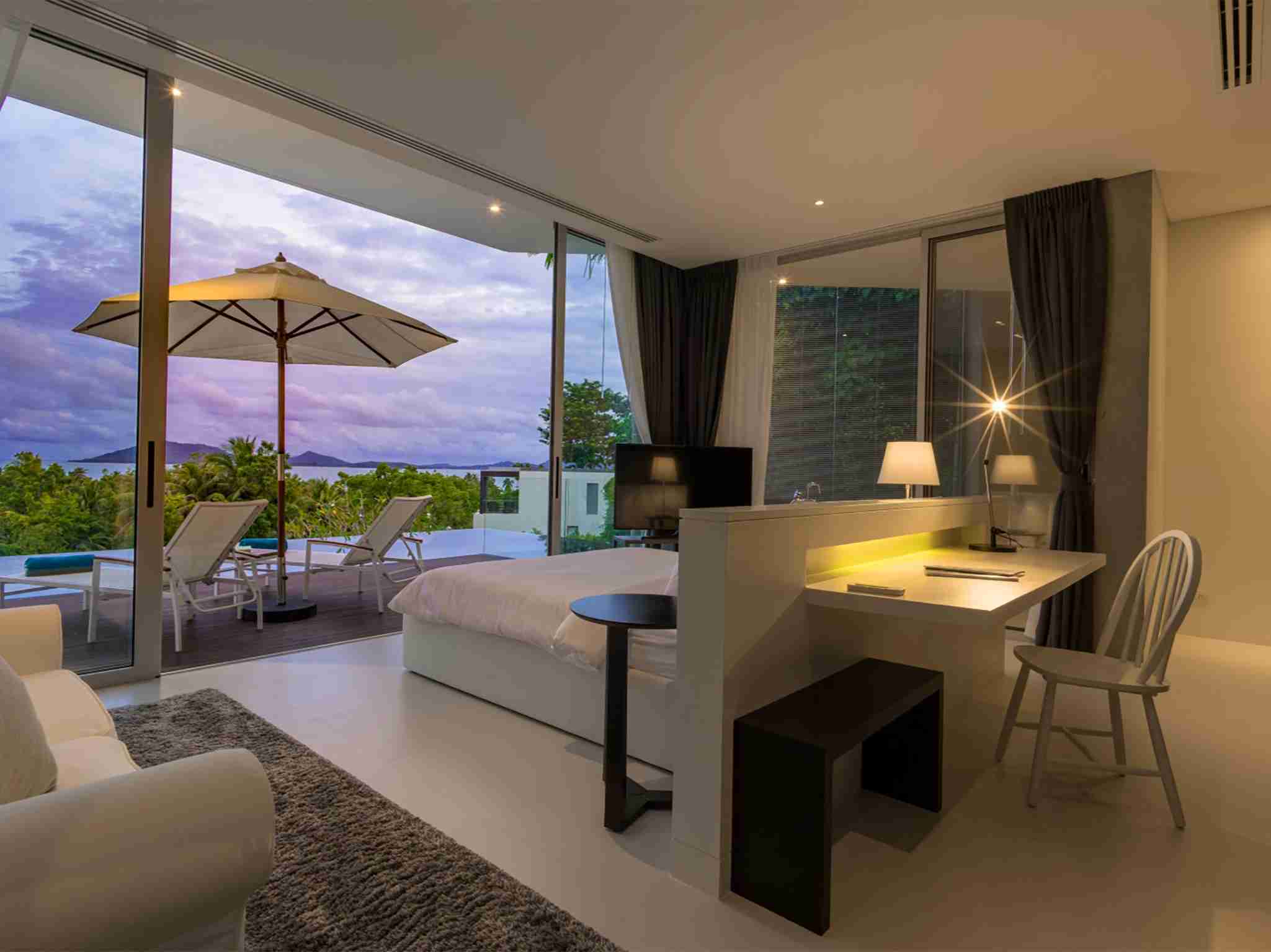 Villa Abiente - Bedroom by the night