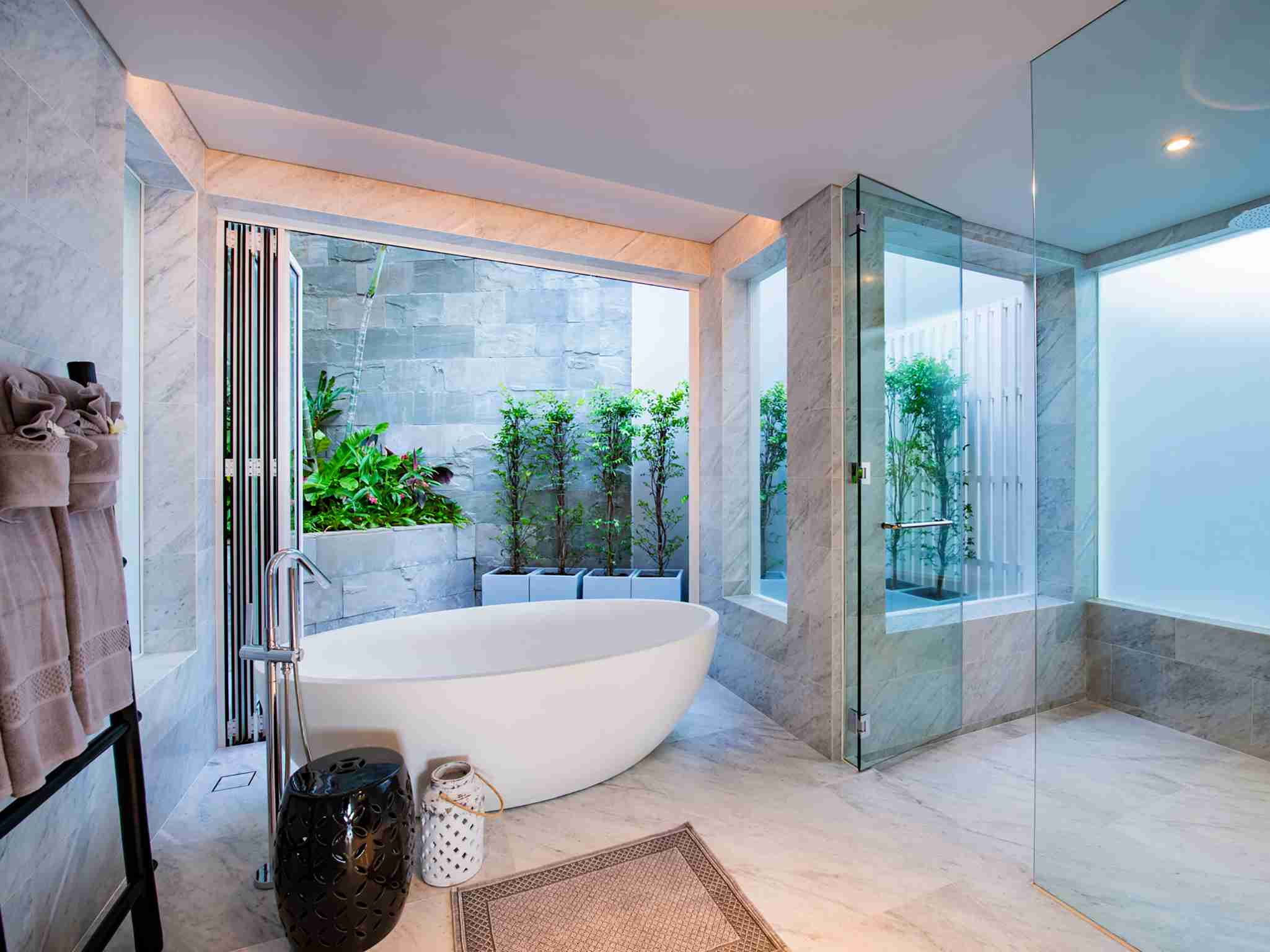 Villa Borimas - Master bedroom ensuite bathroom detail