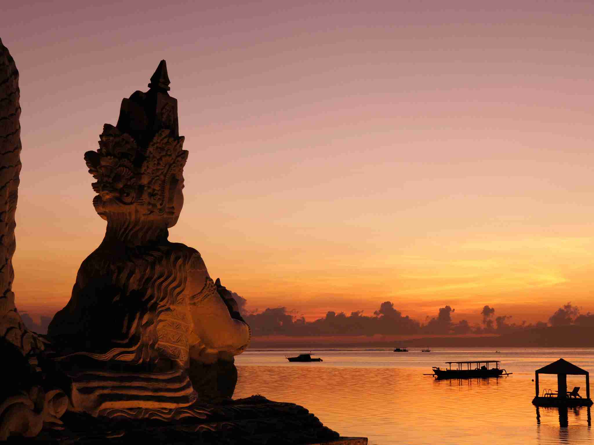 Villa Cemara - Low tide at dusk
