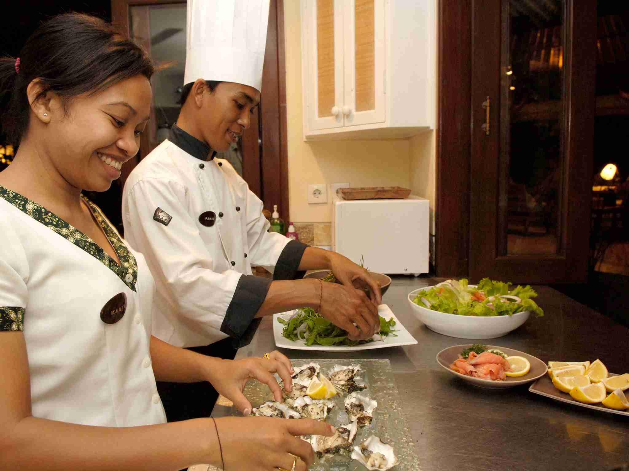Villa Cemara - Dedicated staff