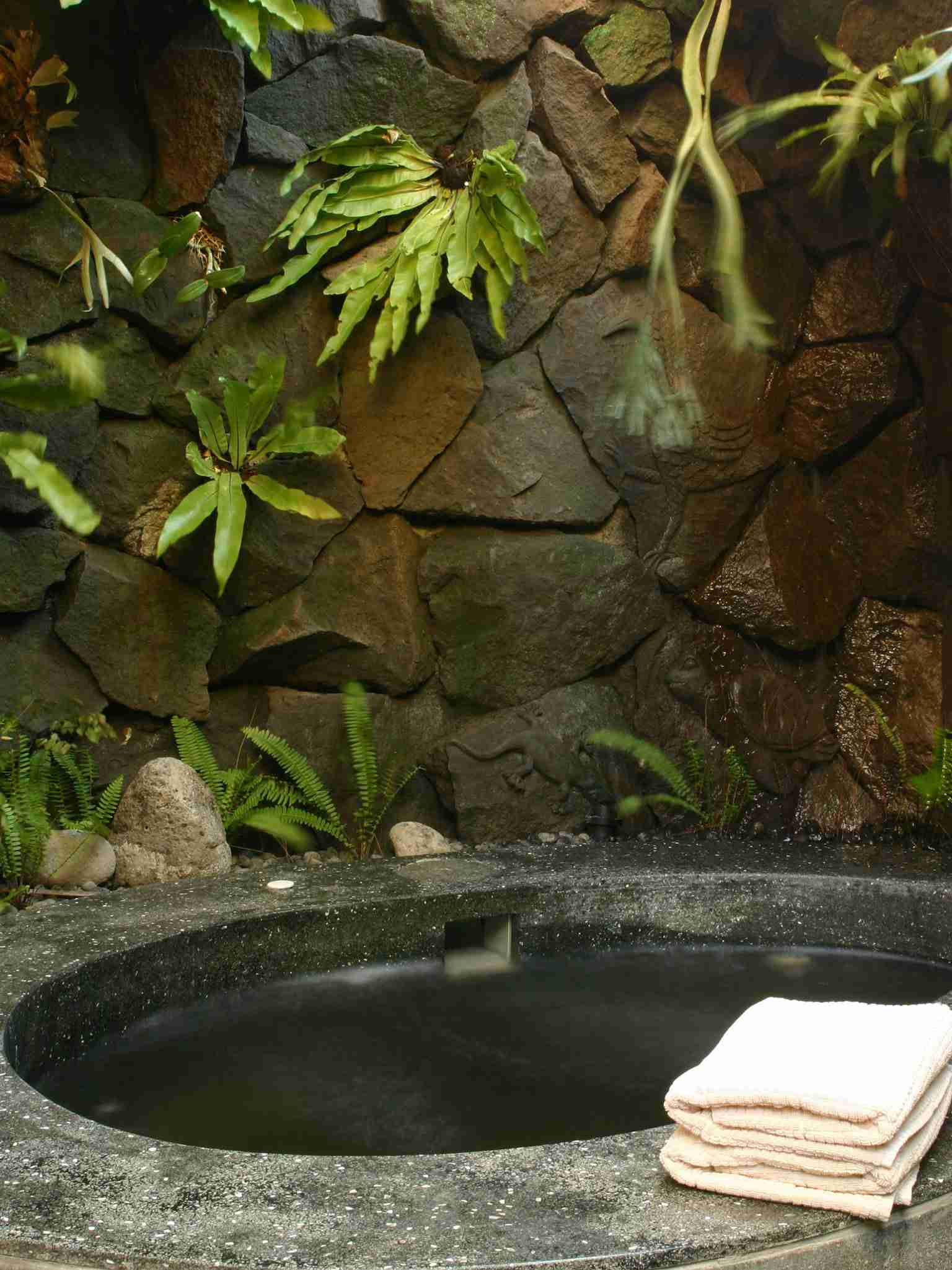 Villa Cemara - Outdoor bath