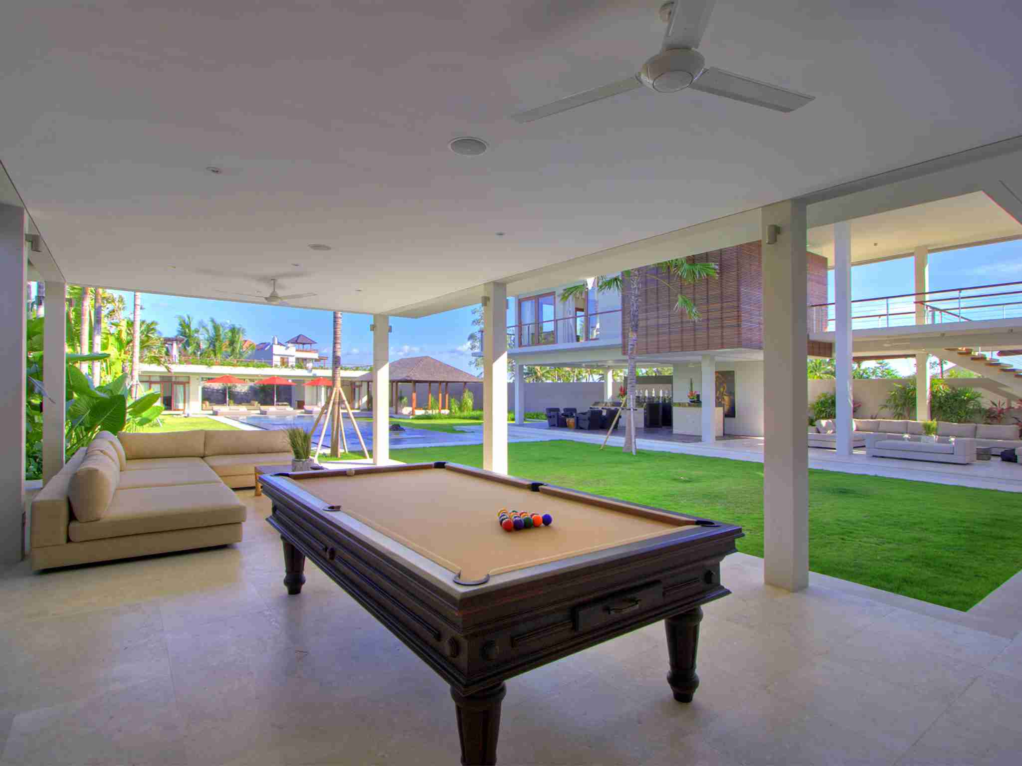 Villa Kalyani - Pool table
