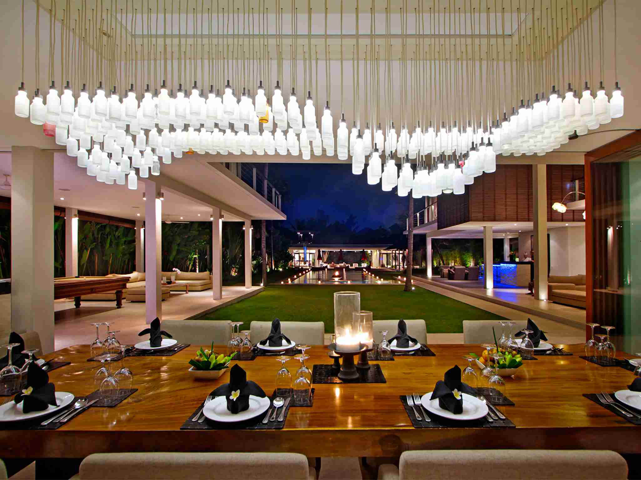 Villa Kalyani - Dining table setting at night