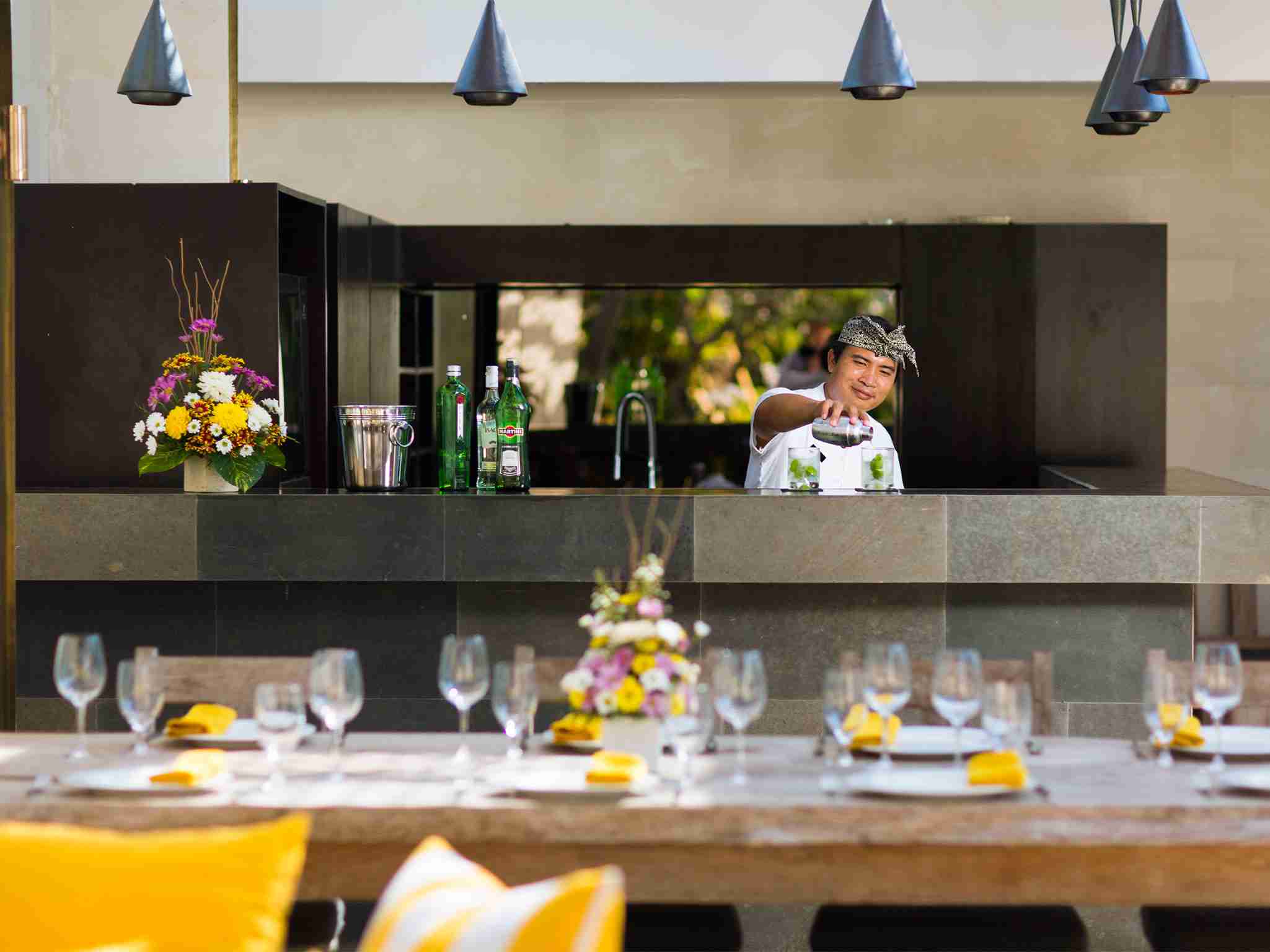 Villa Lilibel - Dining and bar