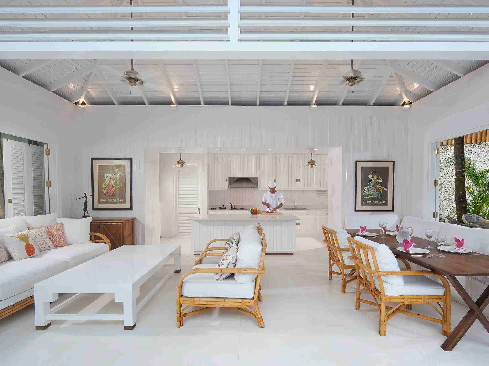 23. Villa Lulito - Kitchen and family pavilion