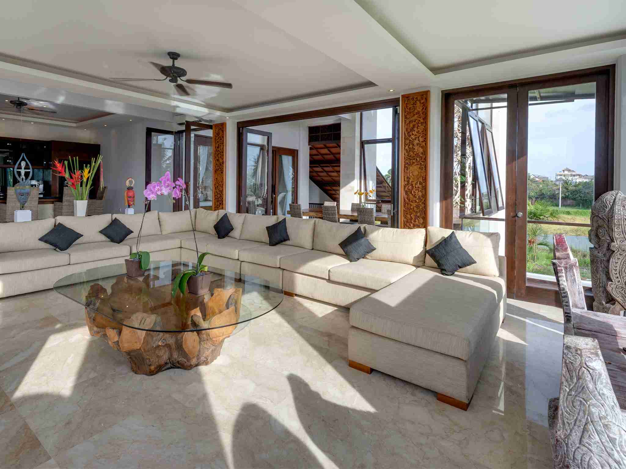 Villa Luwih - Spacious living