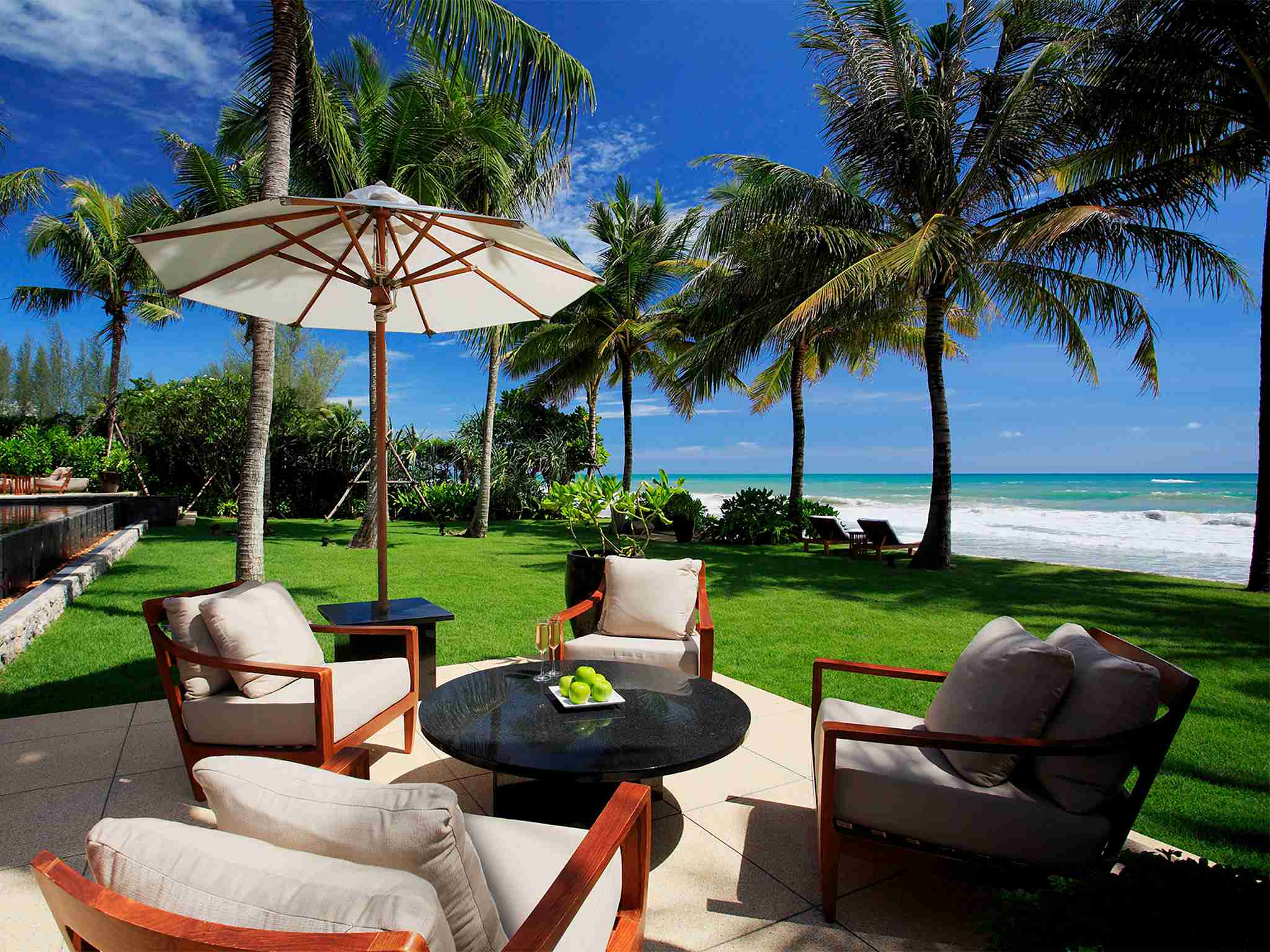 Villa Nandana - Beach view lounge