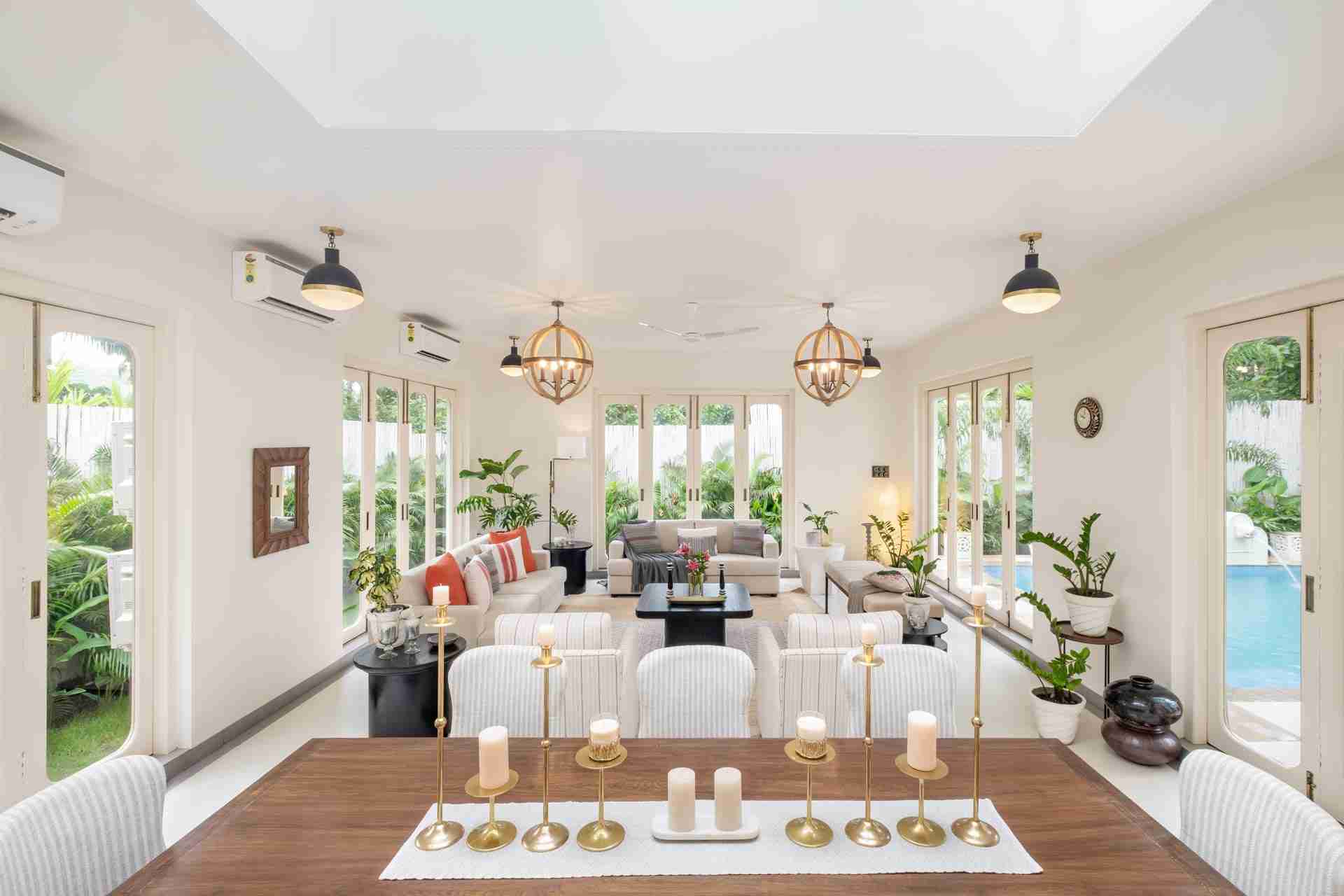 Castello Villa 4 - Living and Dining Area