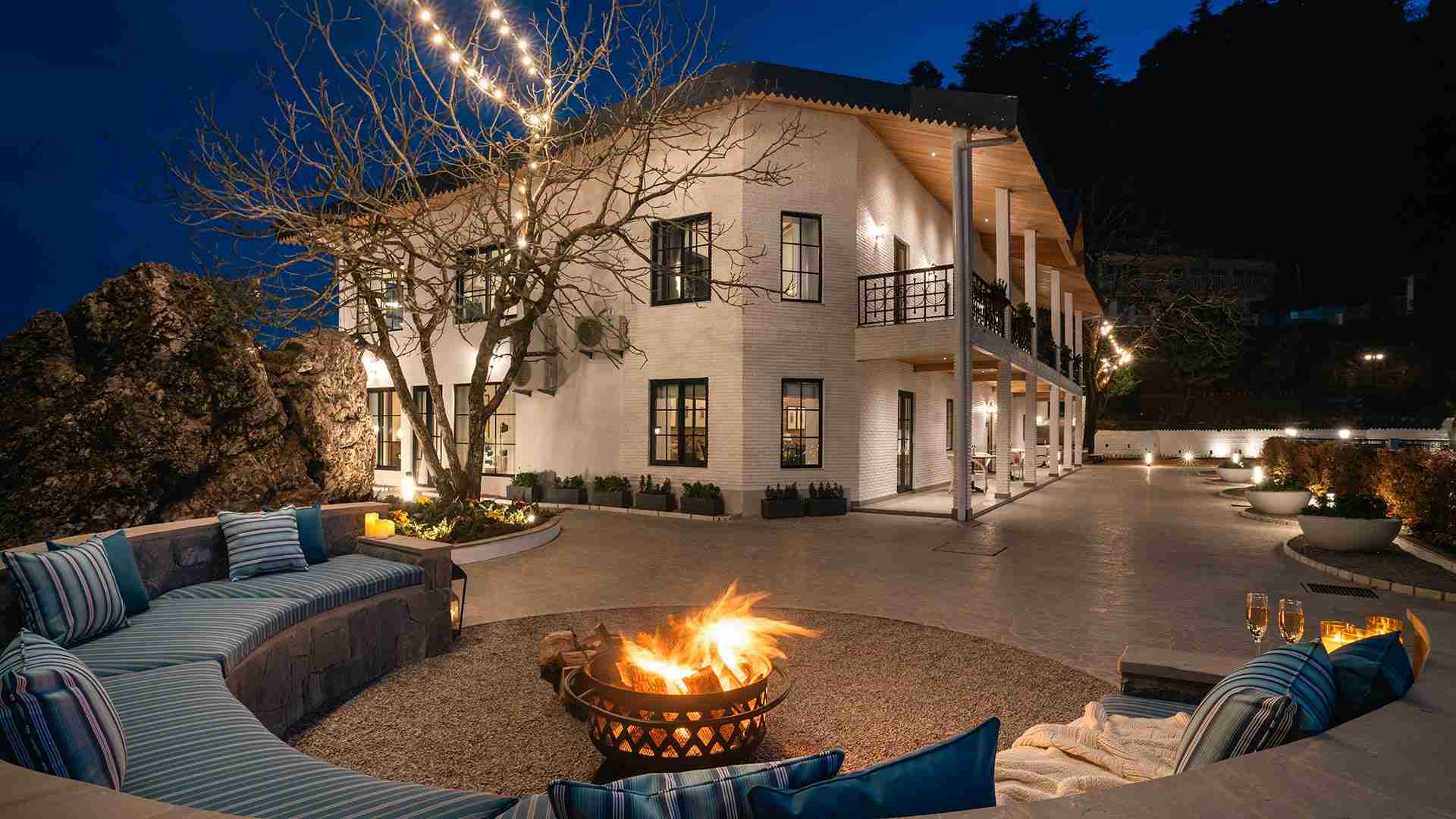 Bonfire Night | Villa in Mussoorie | Airyland Estate