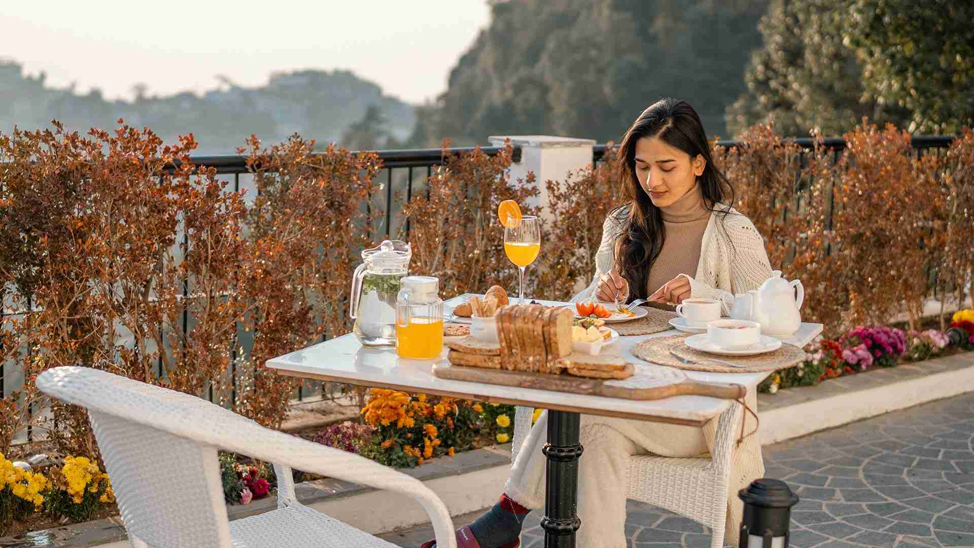 Breakfast with a view | Airyland Estate, Mussoorie
