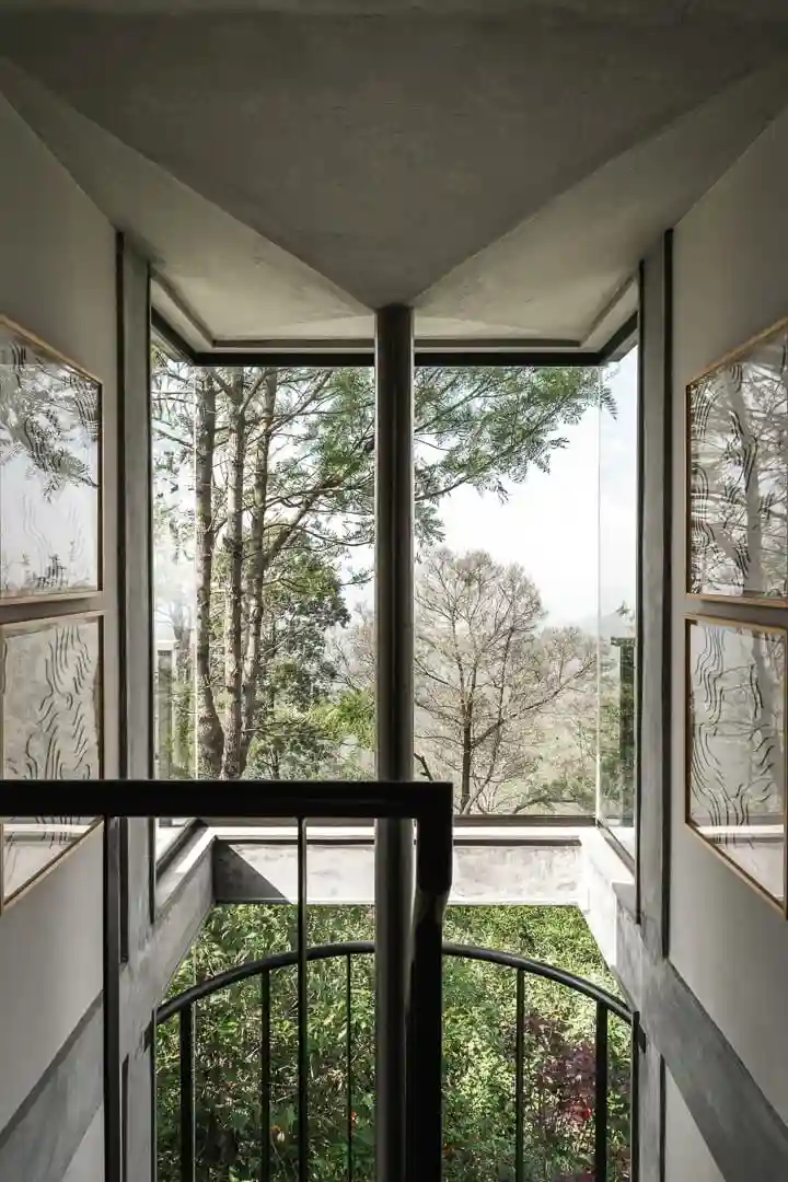 Staircase | Best Villa In Coonoor - Amani Villas 11B