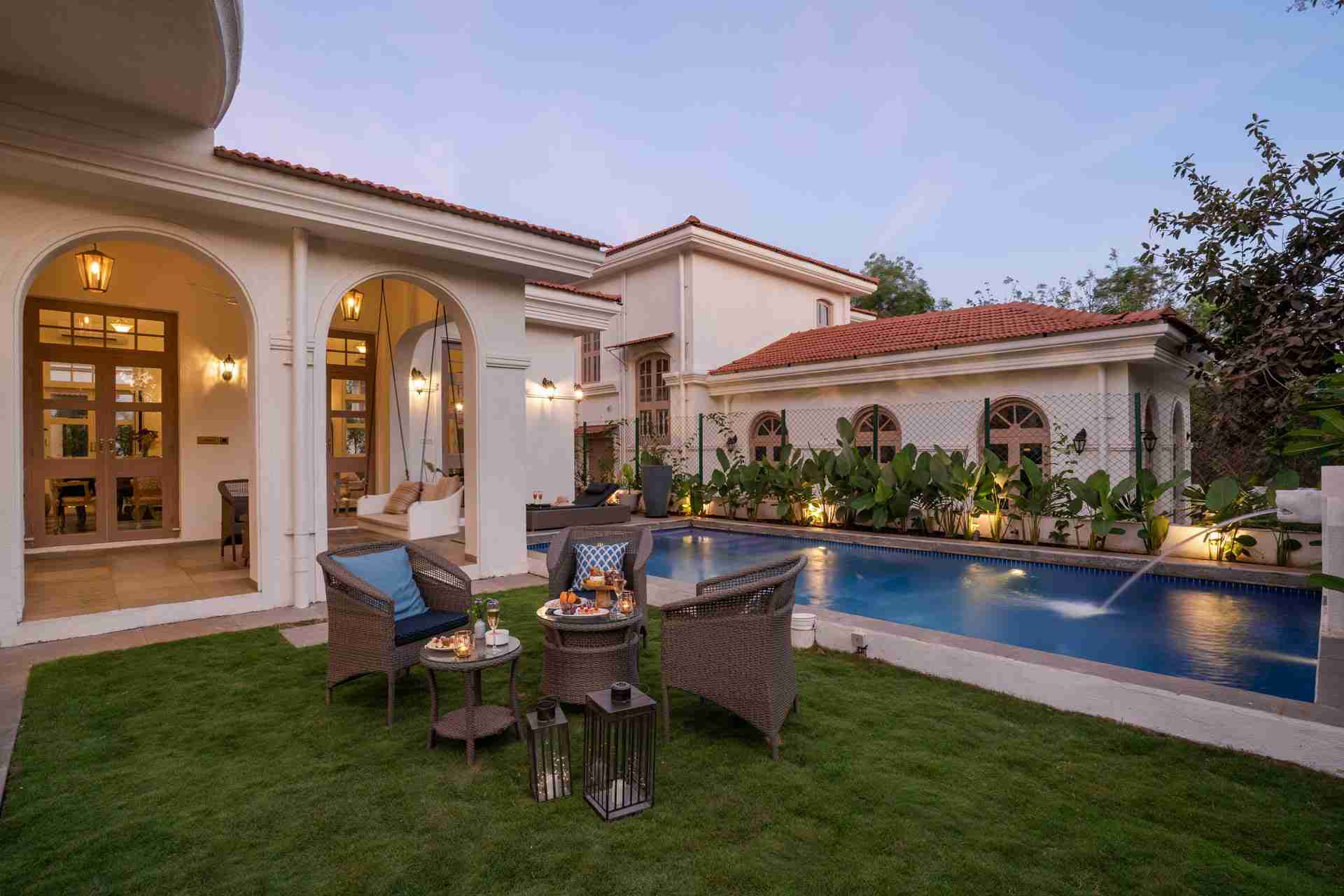 Aurelia Villa C - Poolside