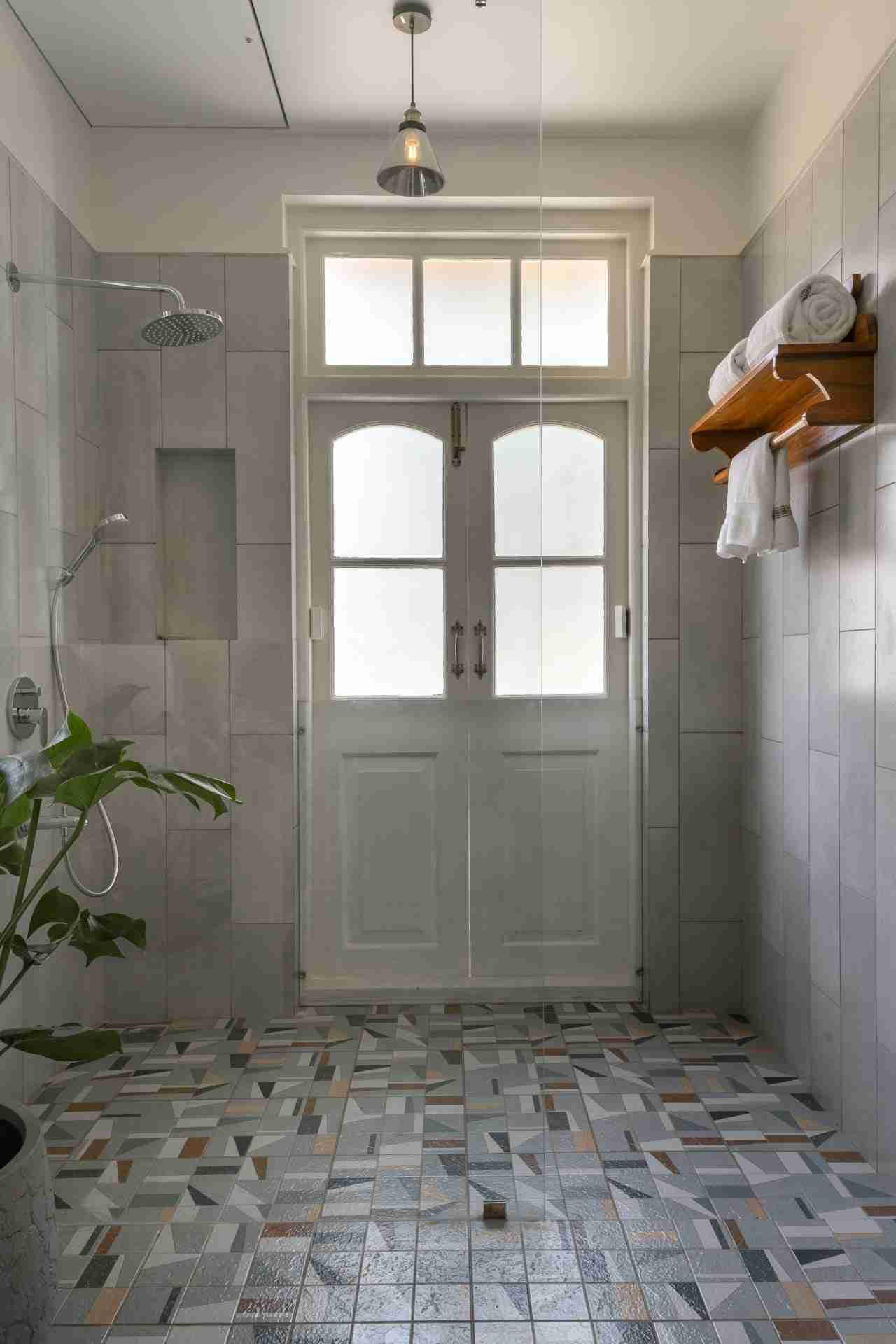 Aurelia Villa D - Bathroom Area 1