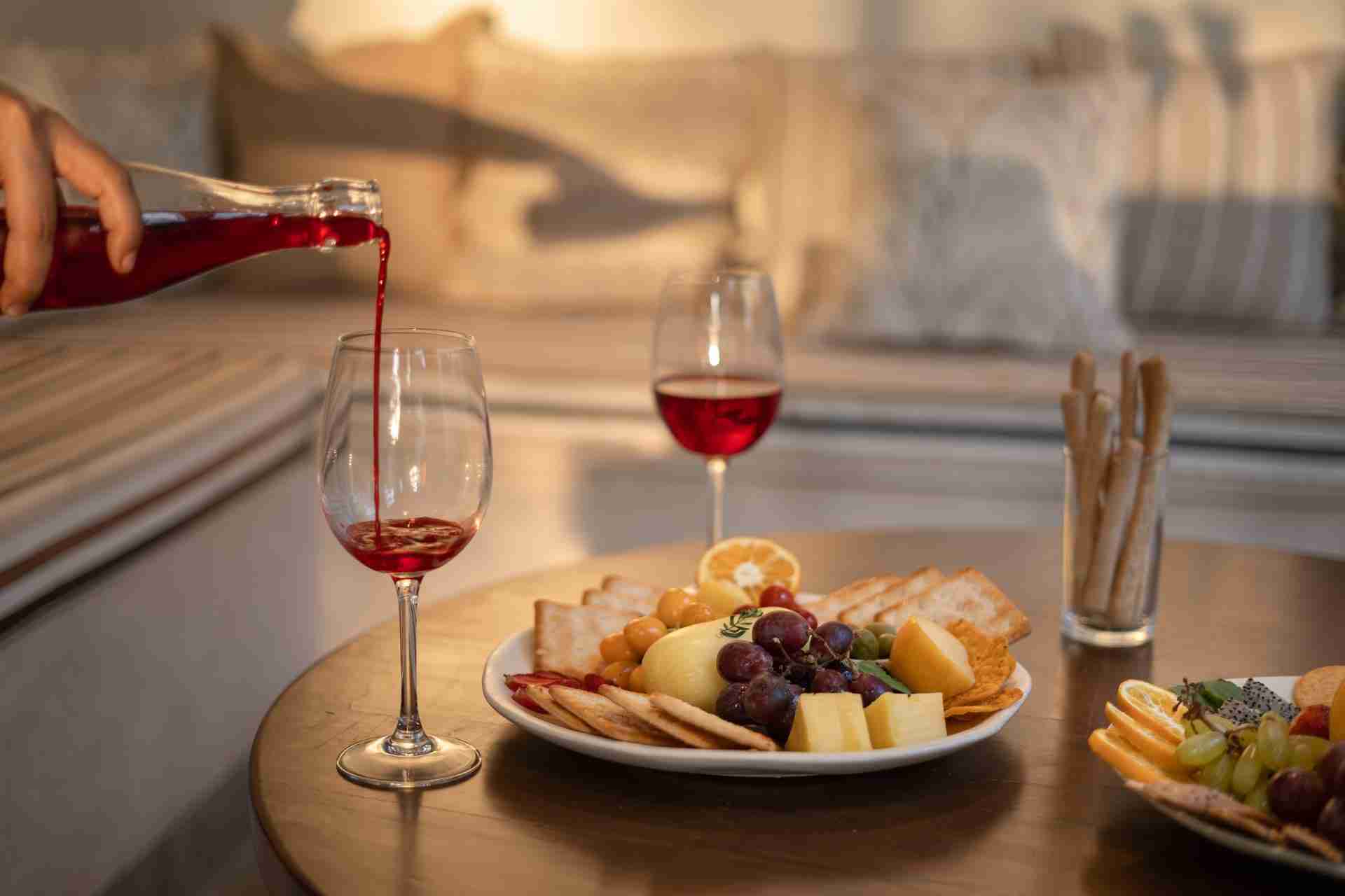 Aurelia Villa D - Patio - Evening Setup