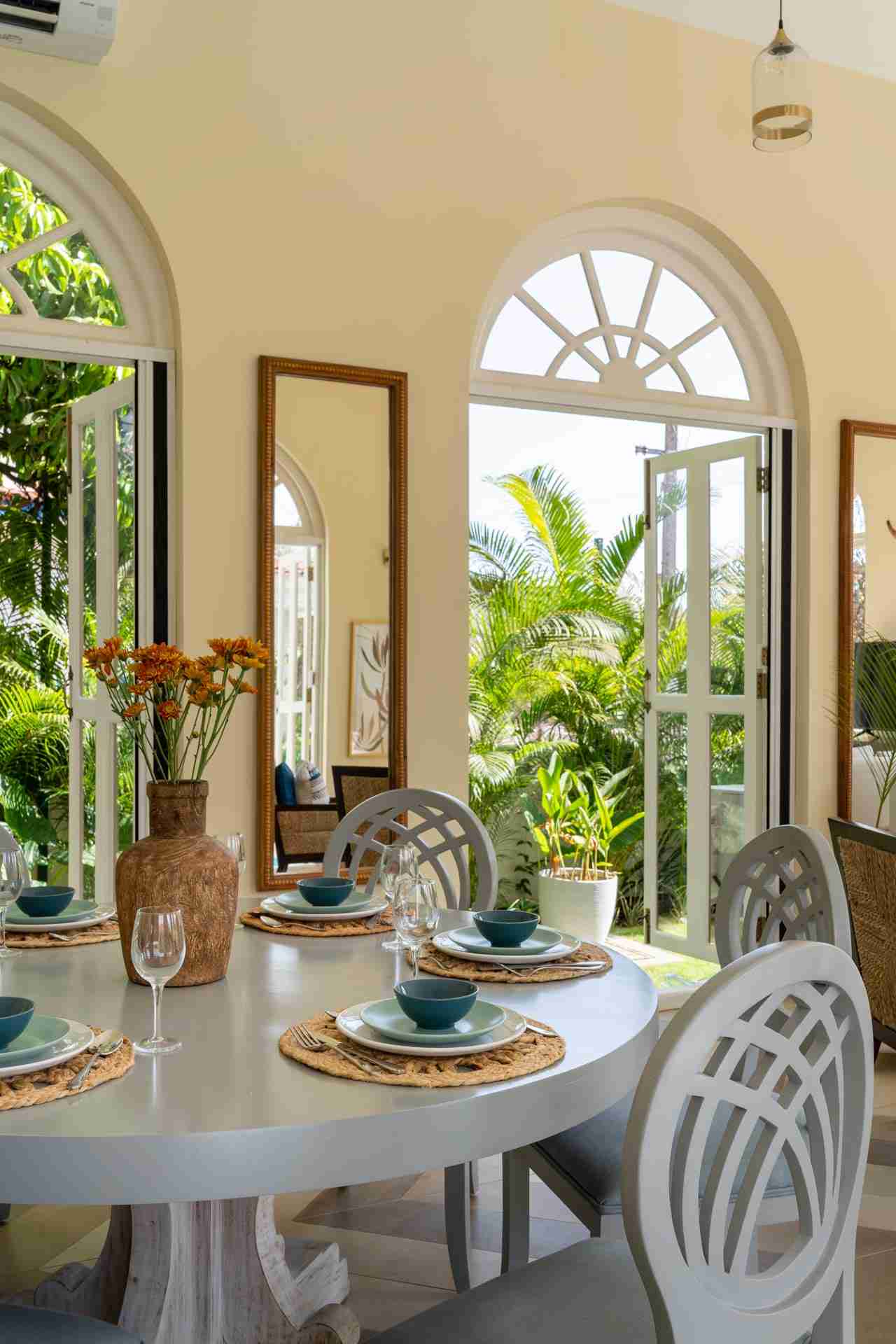 Aurelia Villa G - Dining Area