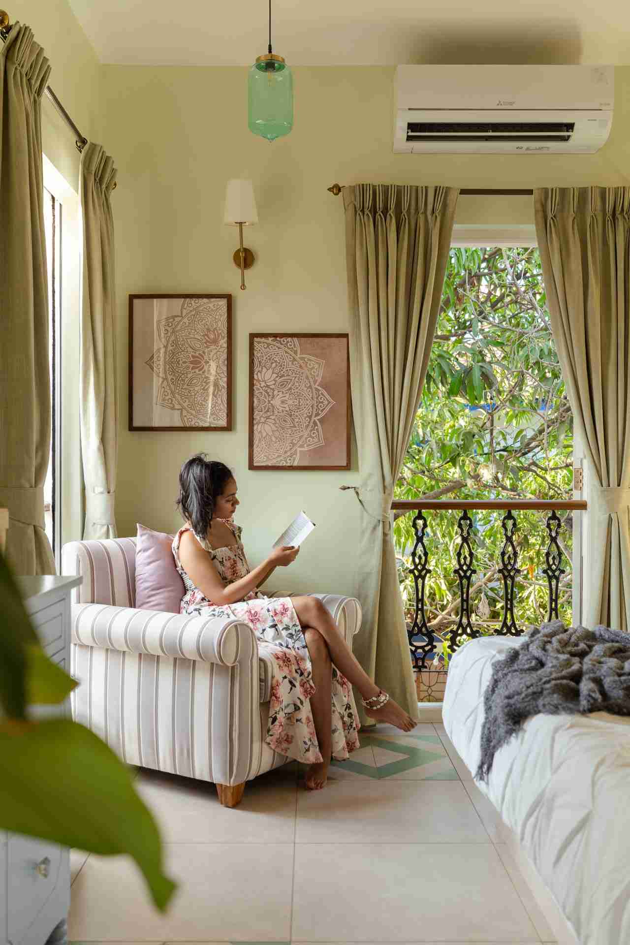 Aurelia Villa G - Bedroom - Seating Area 1