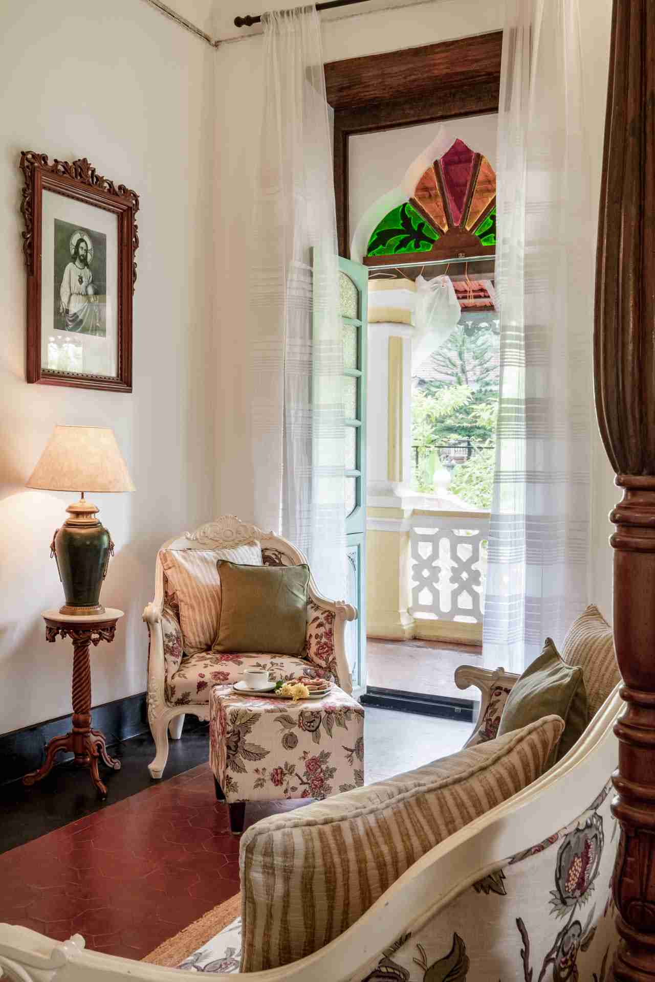 Bastora House - Heritage Home Bedroom 1 - Seating Area