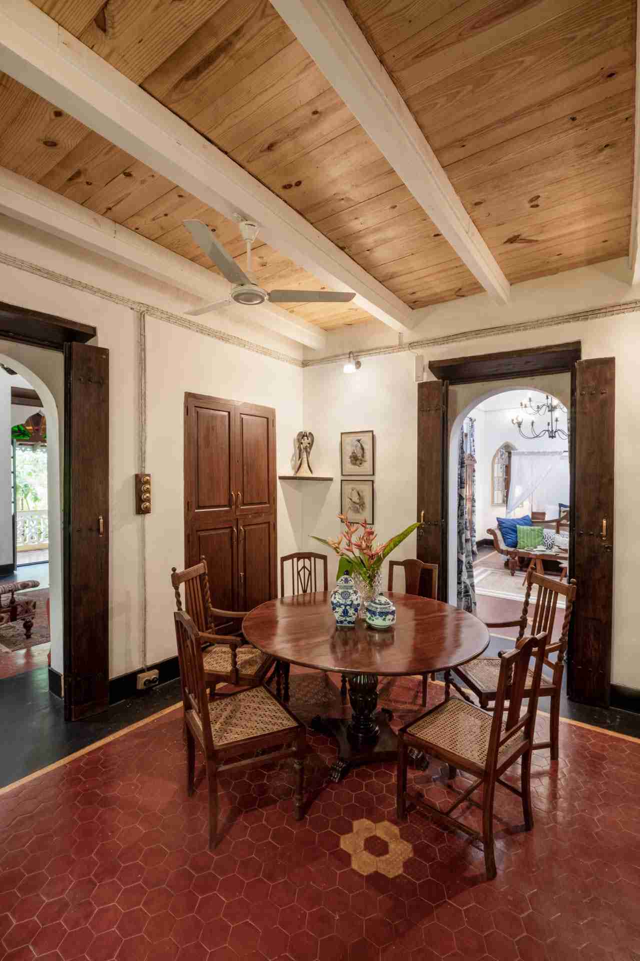 Bastora House - Heritage Home Dining Area