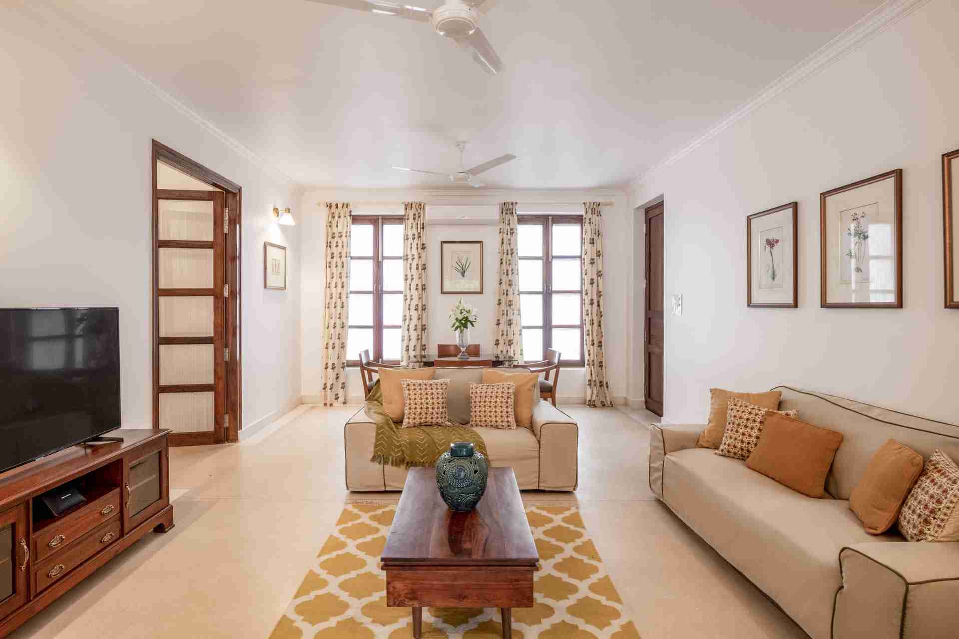 Bastora House - New Wing Bedroom 2 Seating Area