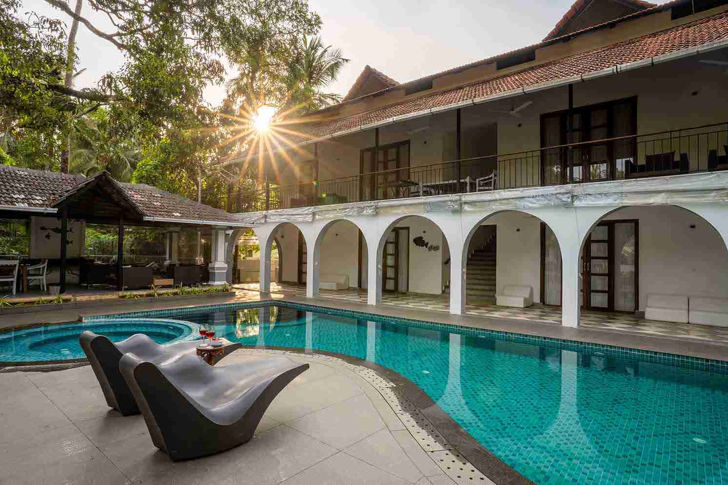 Bastora House - Pool Area