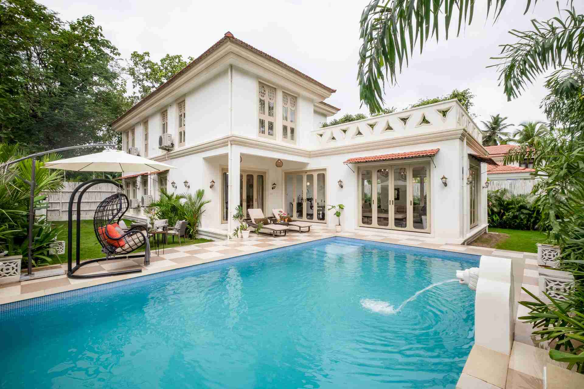 Castello Villa 4 - Facade