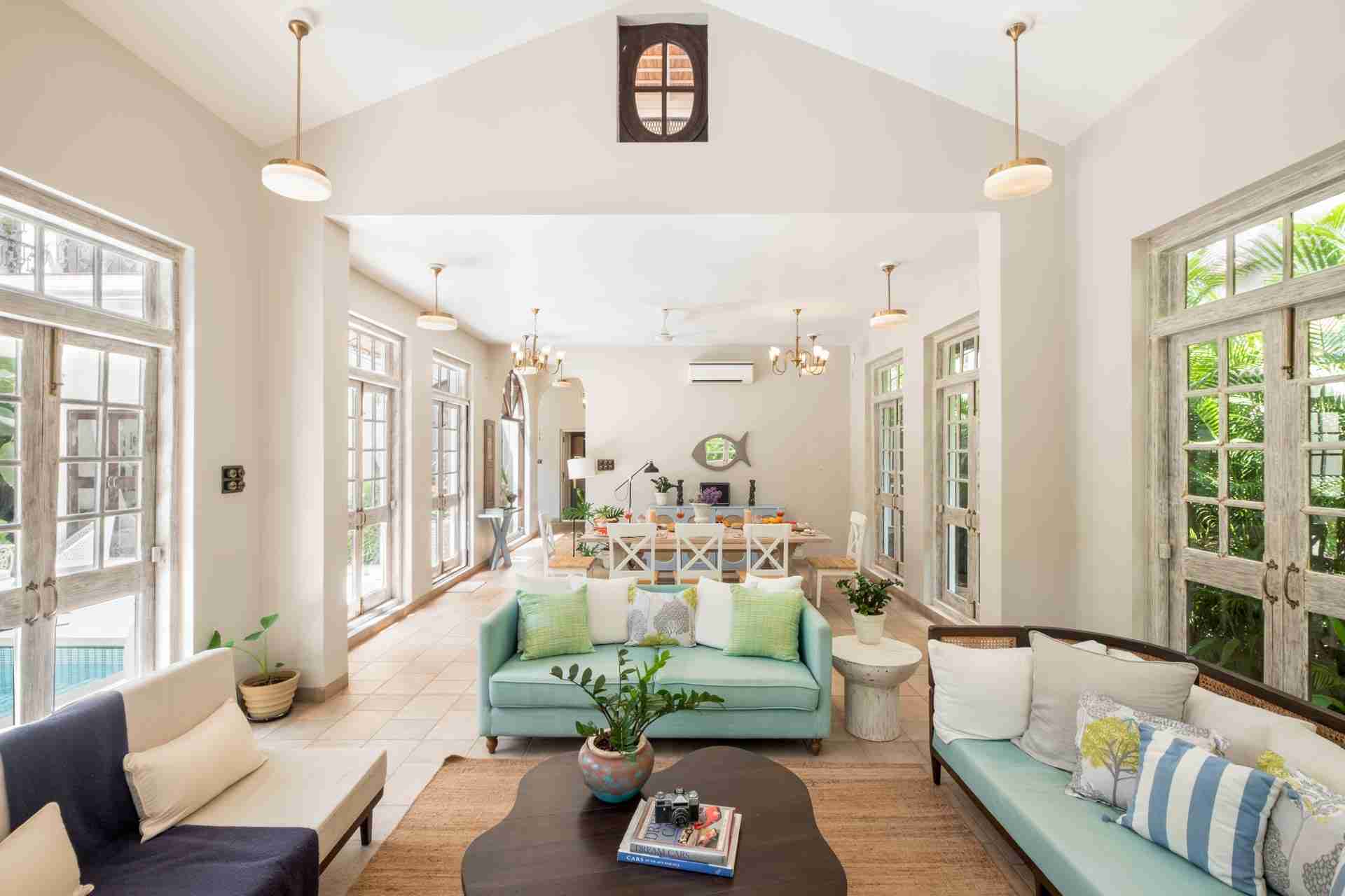 Castello Villa 5 - Living and dining area