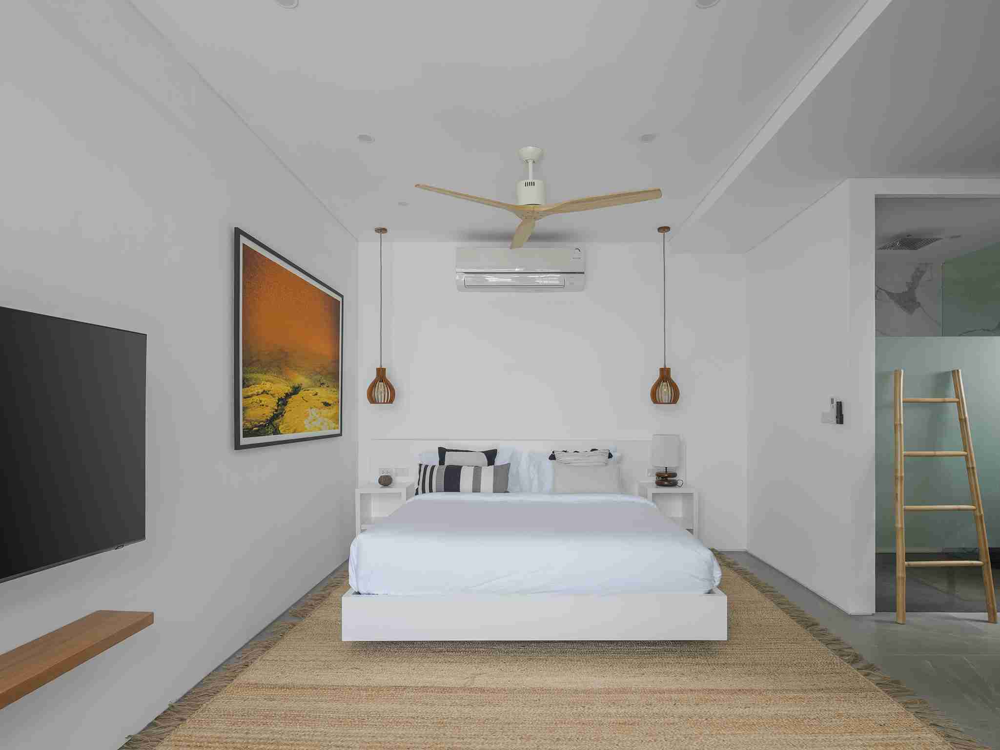 Golden Lotus - Villa Vie - Cosy third floor bedroom