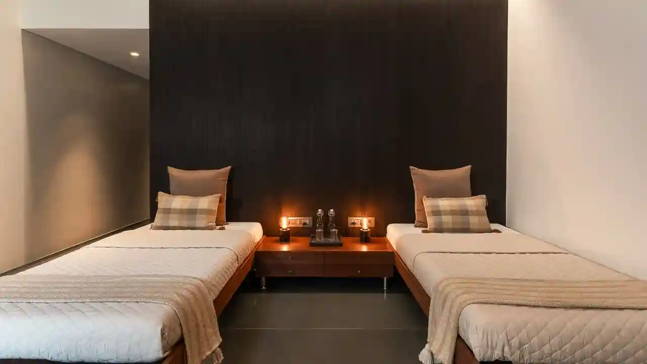 Luxury Bedroom | Gomati by Lohono Stays