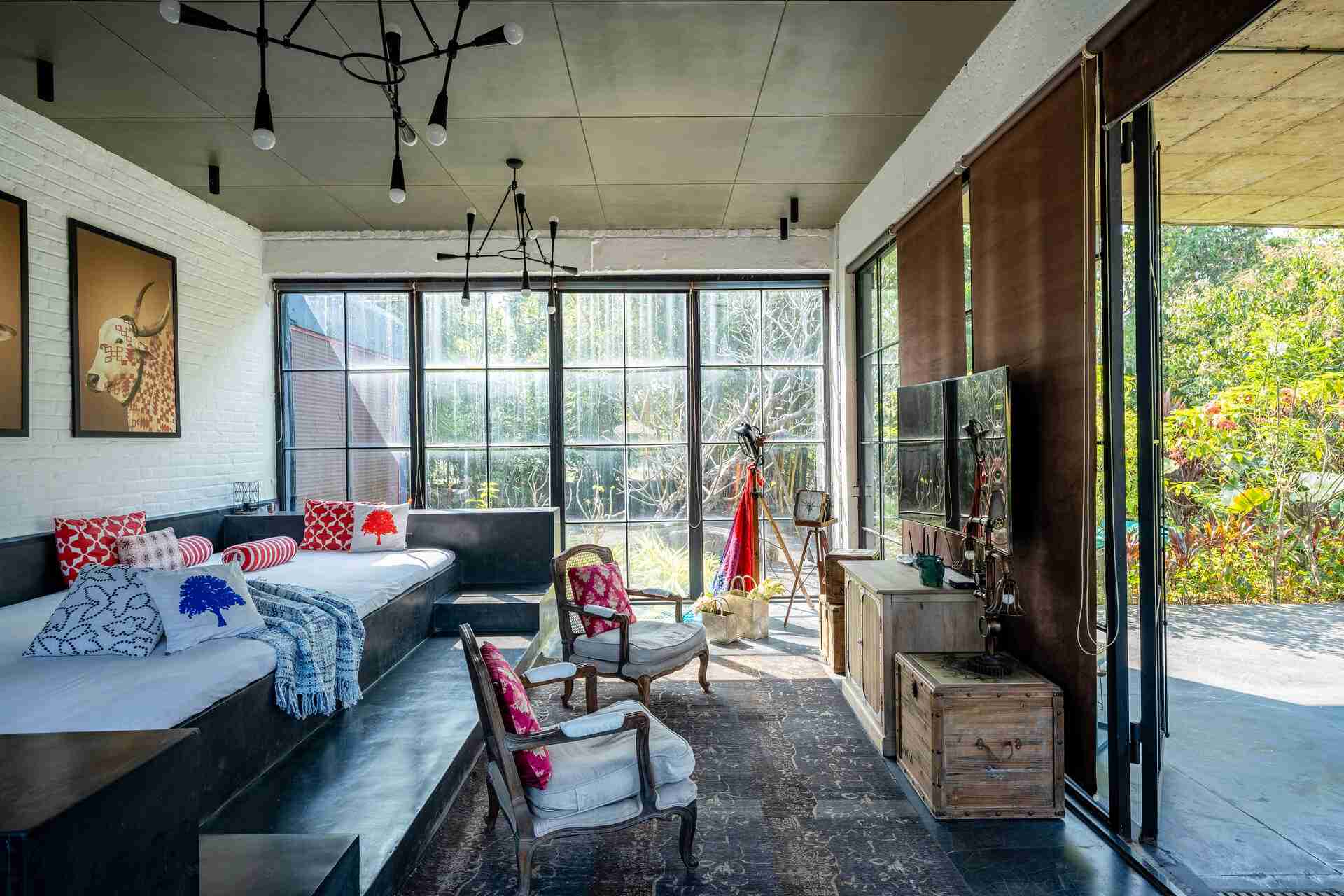 Greystone Manor - Living room View 2