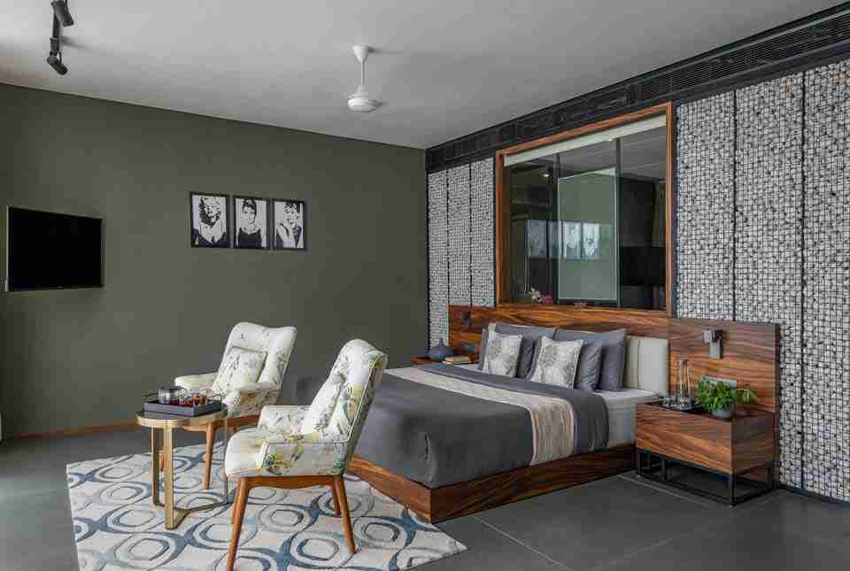 Bedroom-Lohono Stay