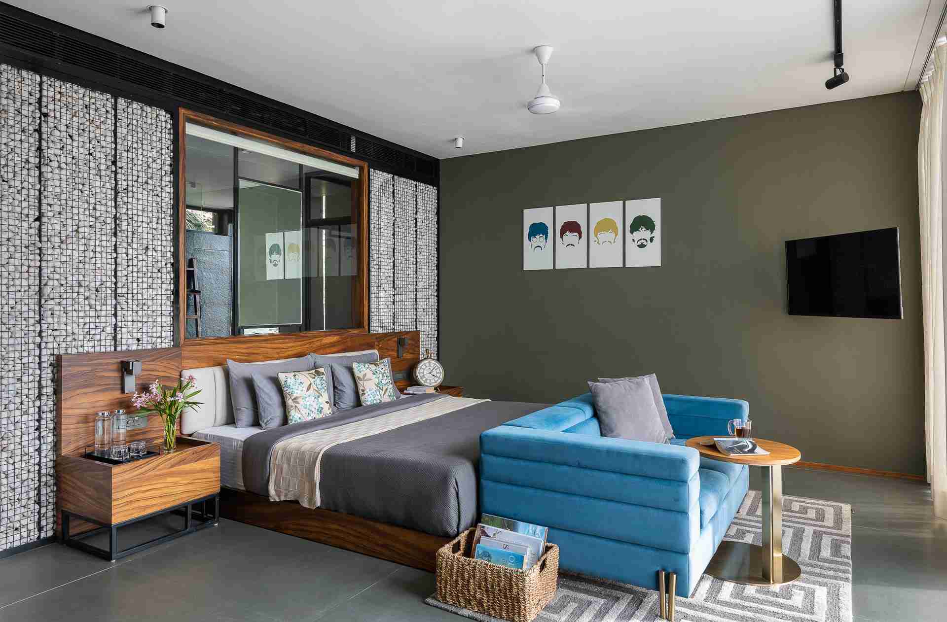 Vibrant Bedroom- Lohono Stays