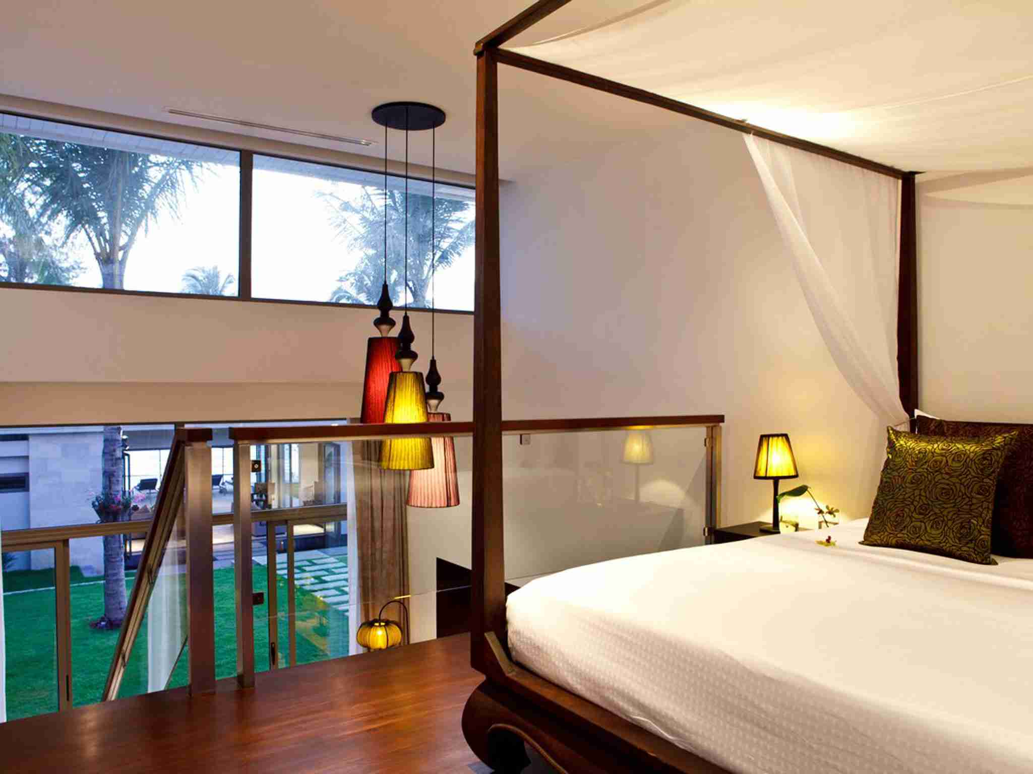 Inasia - Luxurious bedroom area