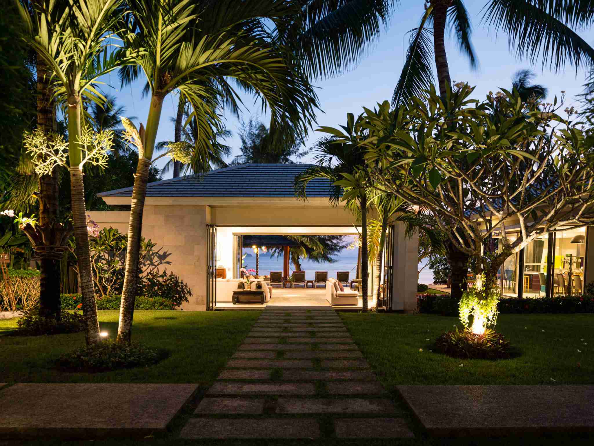Inasia - Living room view at dusk