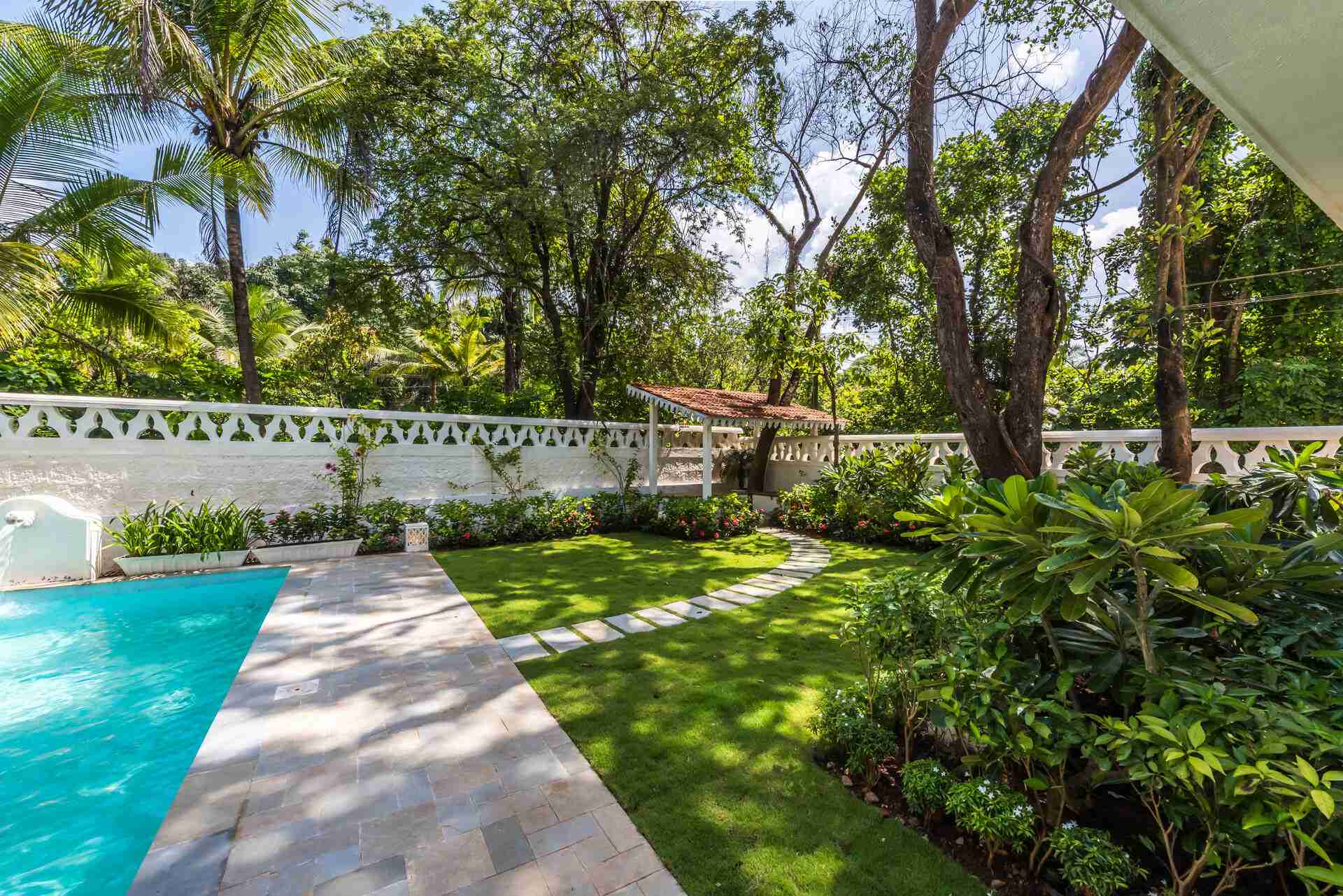 Garden villa for rent in Goa - Lohono Stays