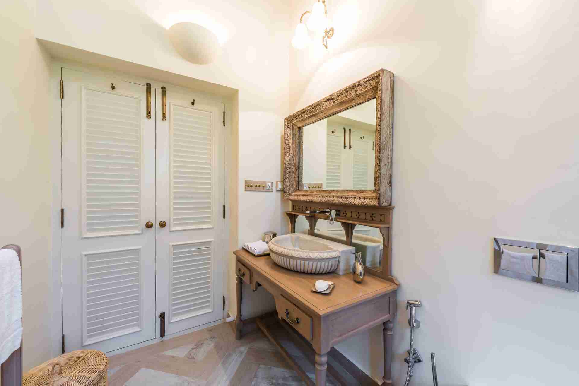 Luxury pool villa for rent in Goa