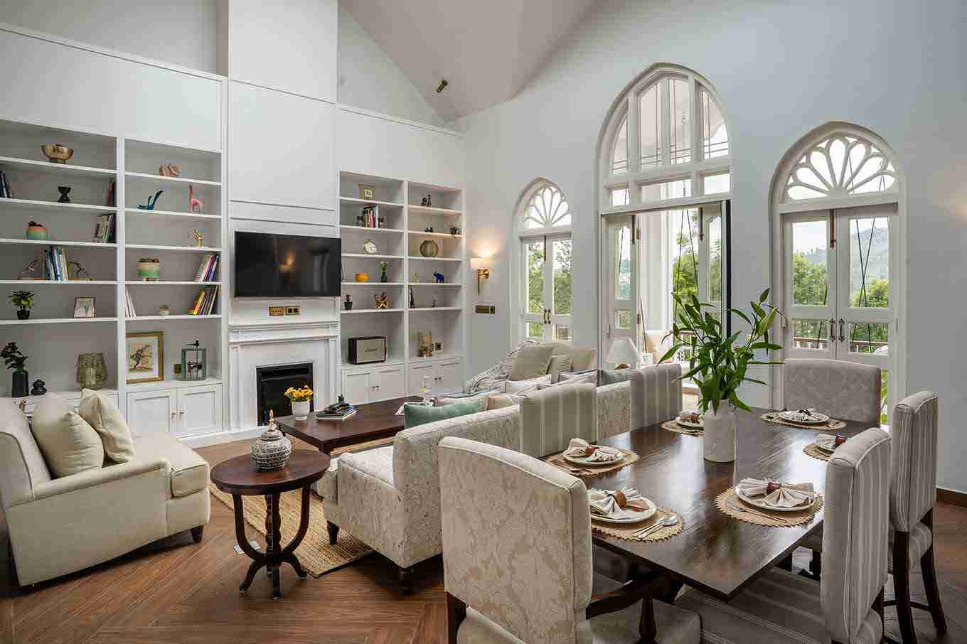 Landsdowne - Living and Dining Area