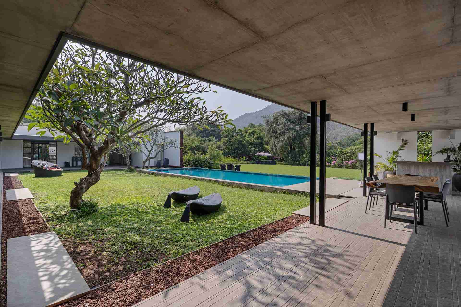 Laterite House - Outdoor Area