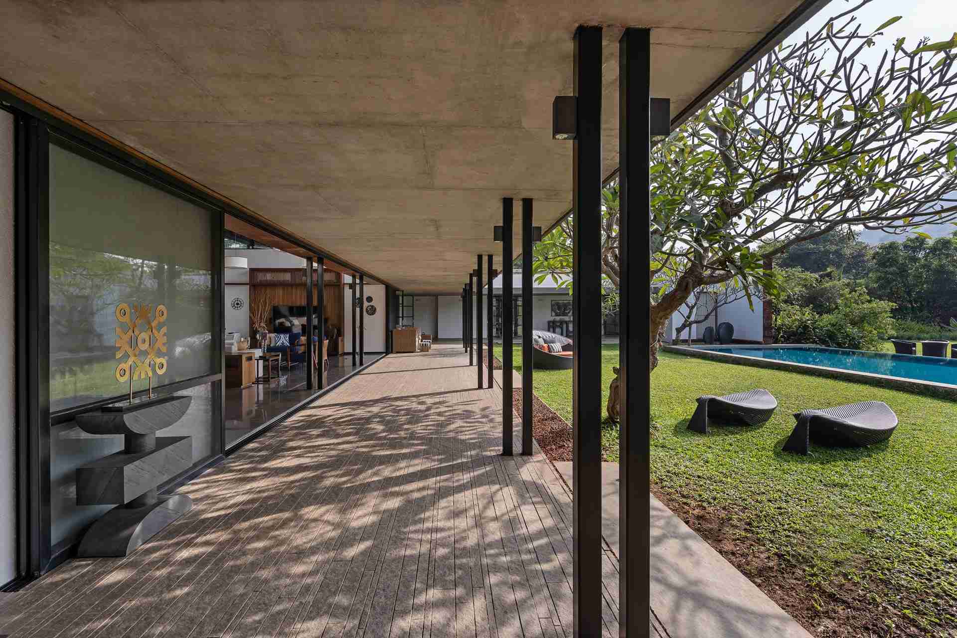 Laterite House - Verandah