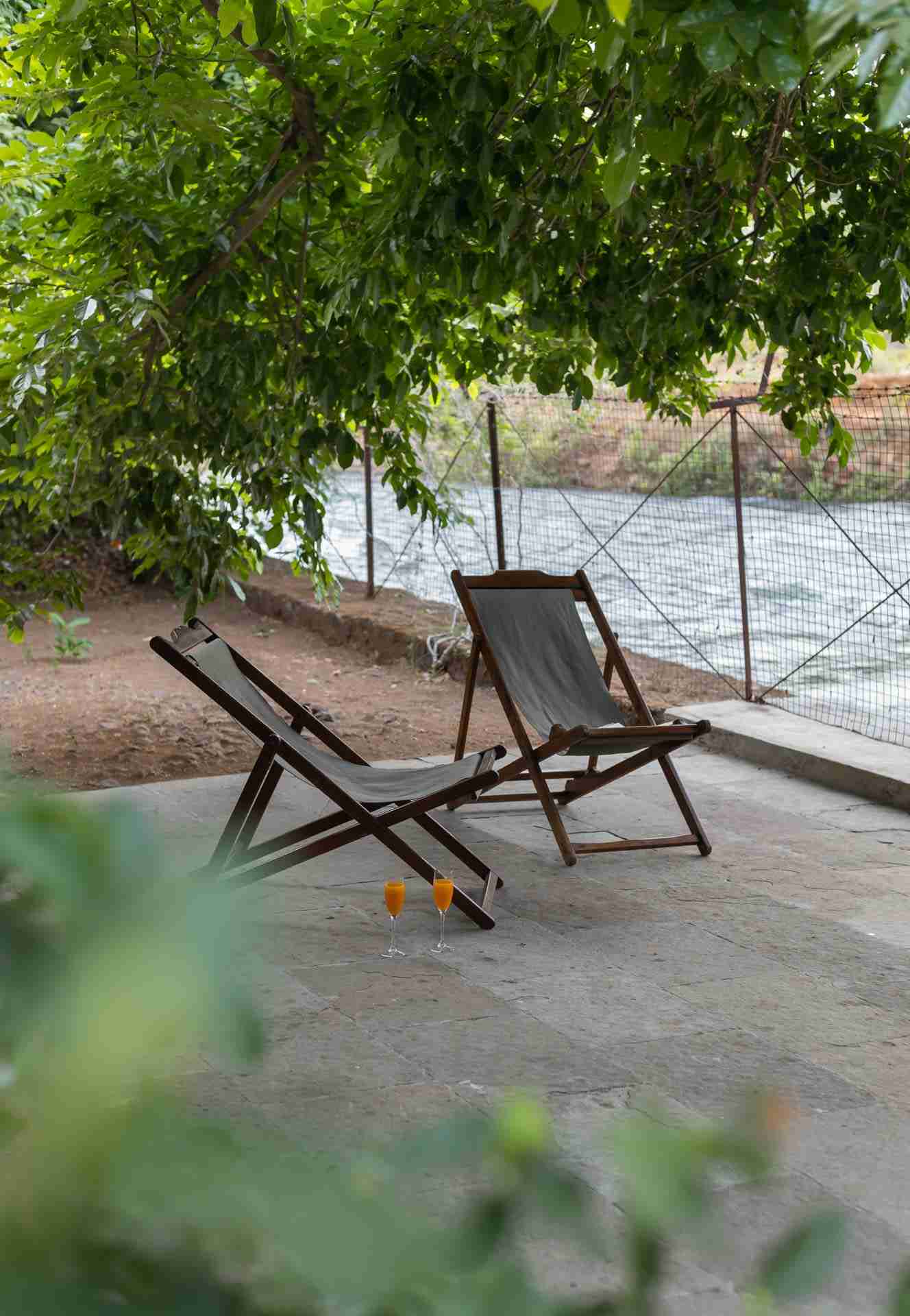 Maharajah House -  Riverside seating